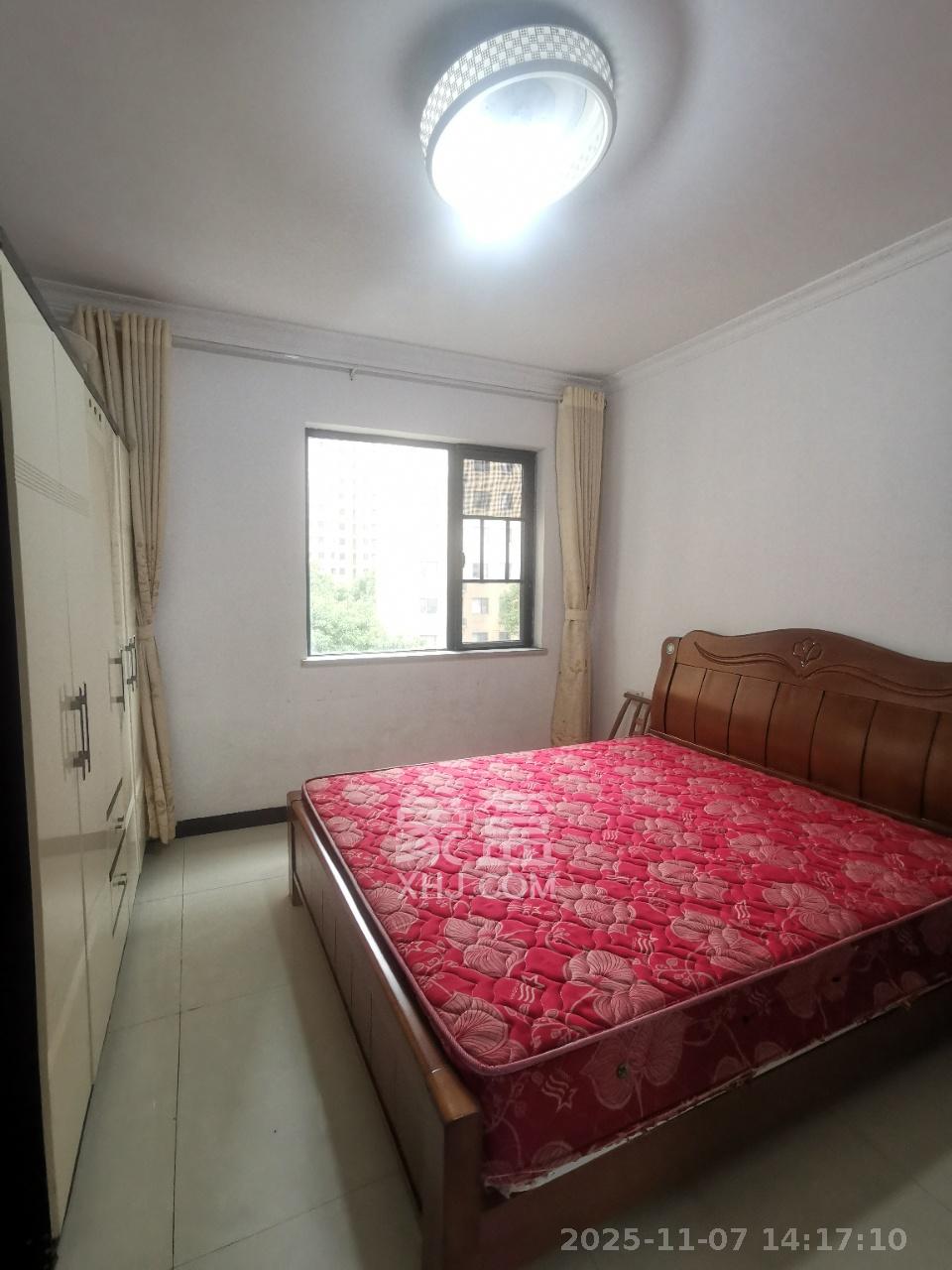 佳辉丽景鑫城  3室2厅2卫    2000.0元/月室内图