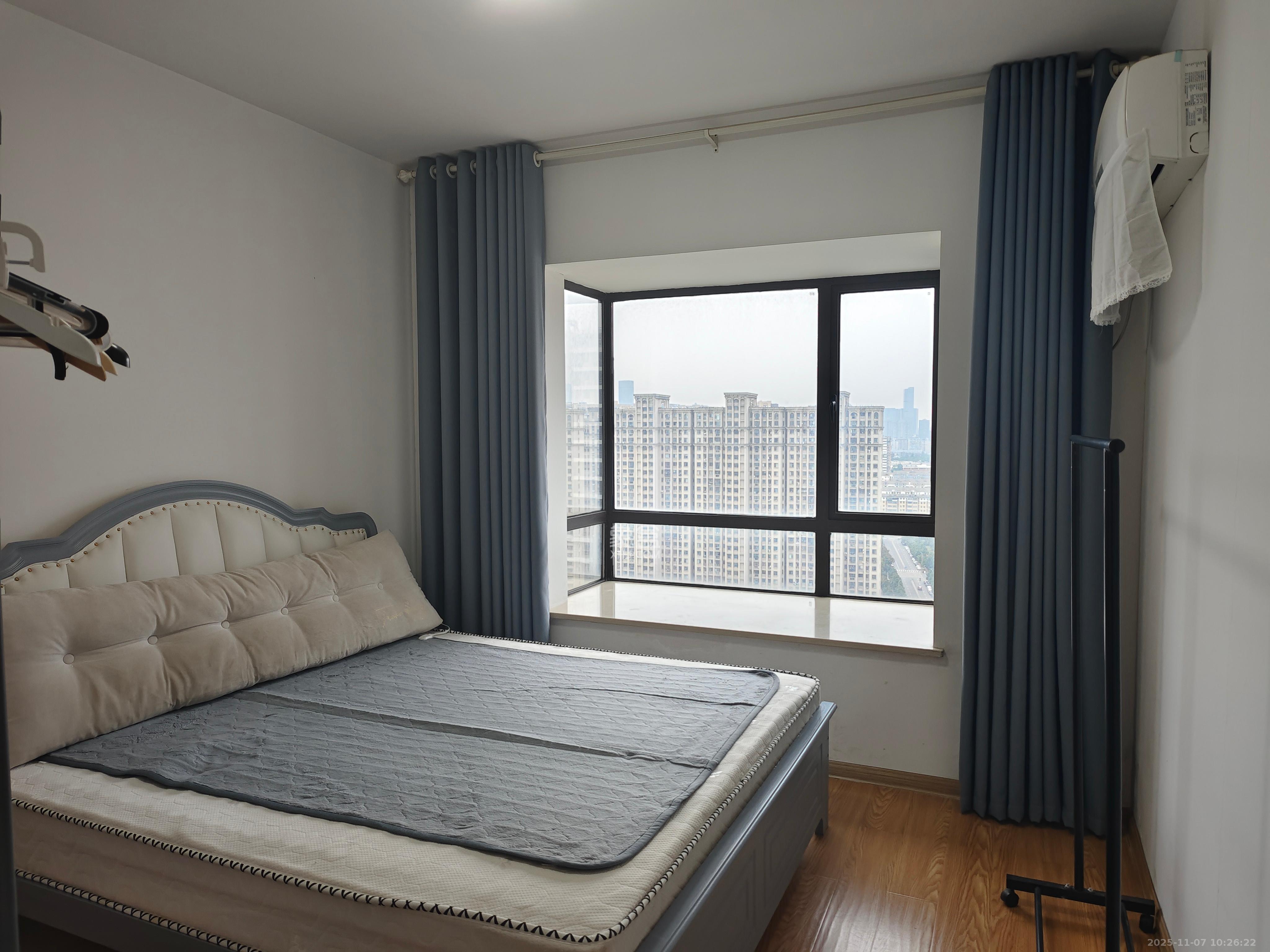 光明E城  2室2厅1卫    2300.0元/月室内图