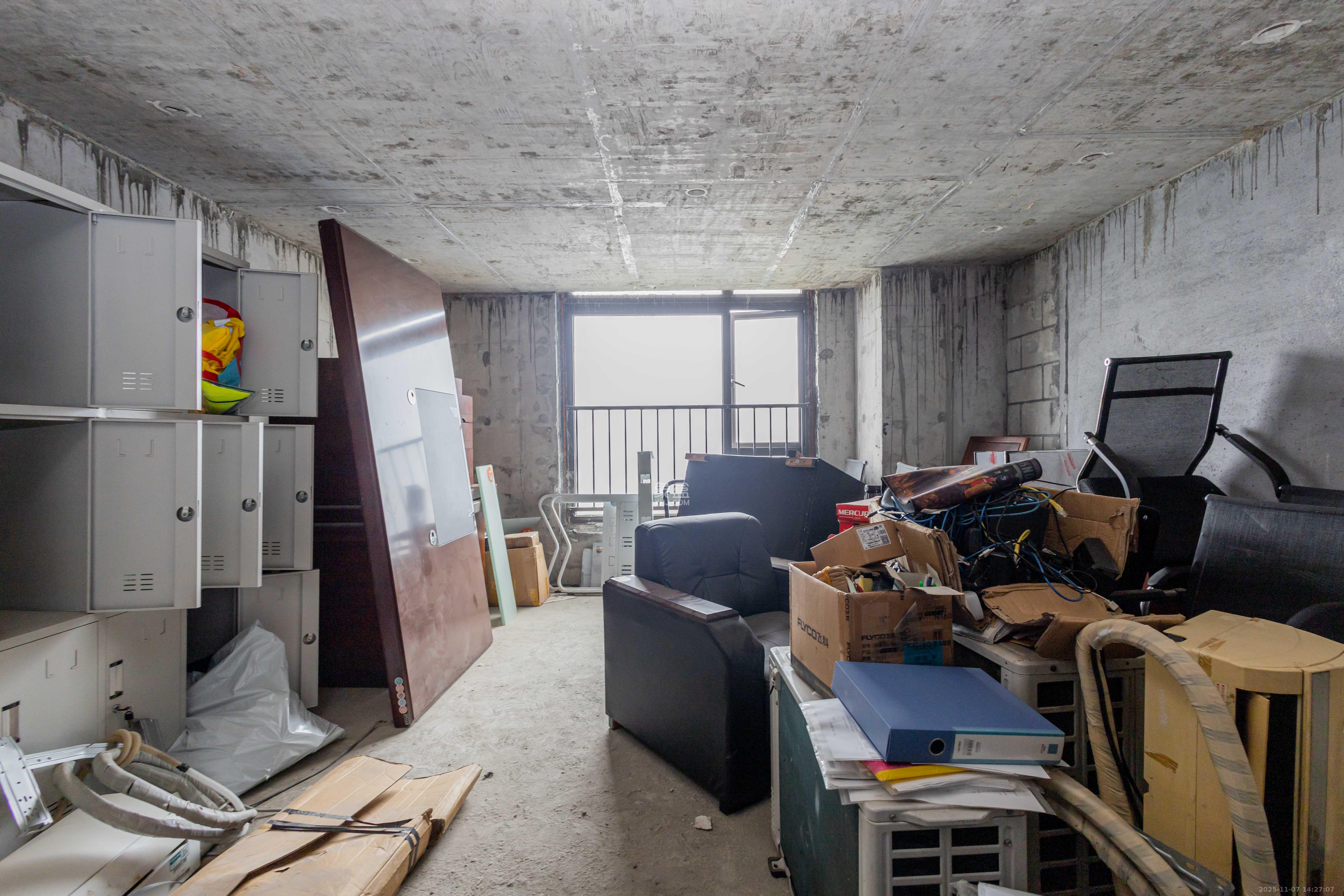 雅居乐新地 2室1厅1卫 26.0万 雅居乐新地 2室1厅1卫 26.0万客厅