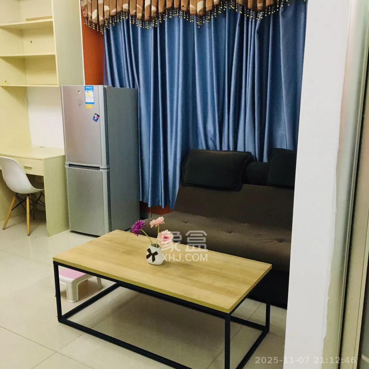 湘域相遇  1室1厅1卫    1600.0元/月室内图