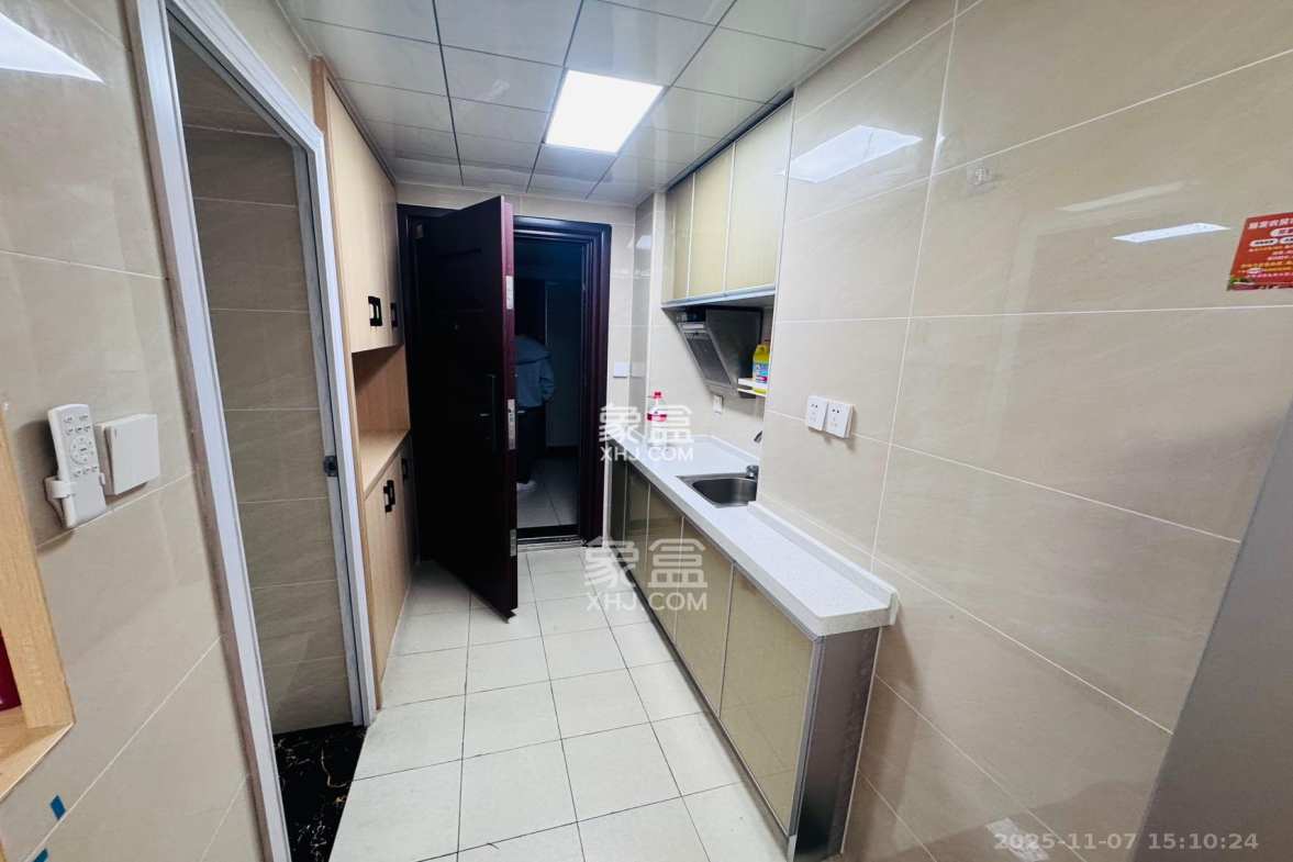 创世纪广场 1室1厅1卫 1400.0元/月 创世纪广场 1室1厅1卫 1400.0元/月室内图