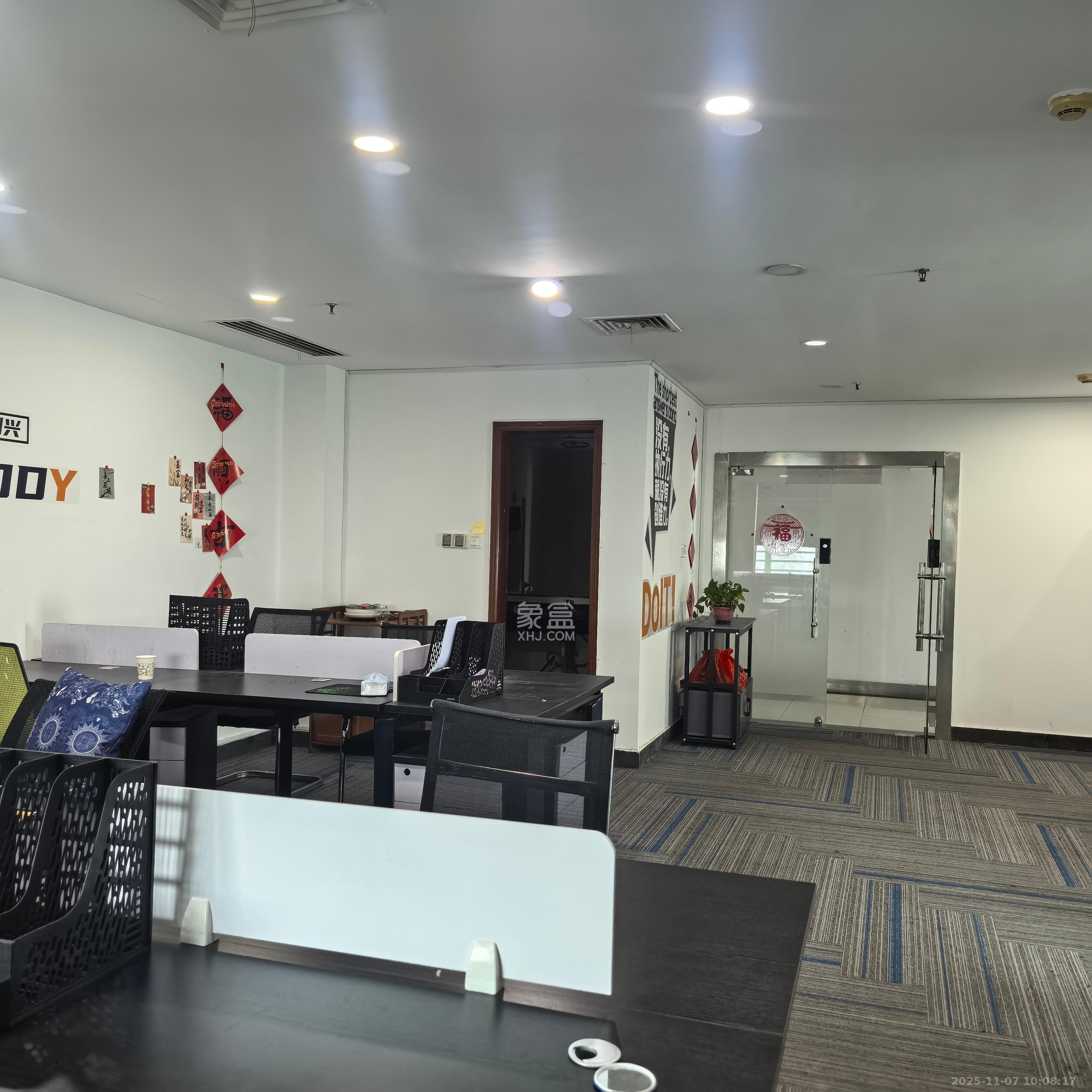 佳天国际新城 2室1厅1卫 4500.0元/月 佳天国际新城 2室1厅1卫 4500.0元/月室内图