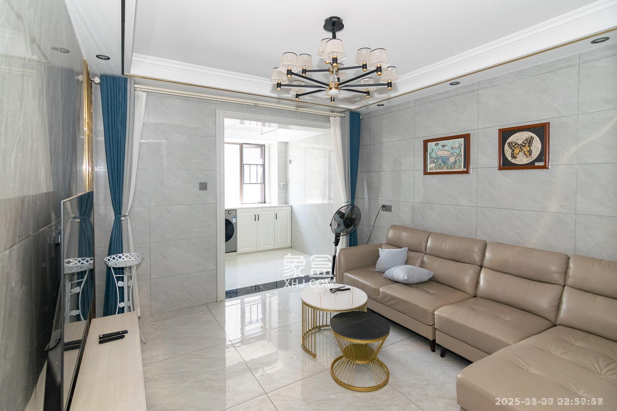 金地三千府(金地湖山樾、金地自在城) 3室2厅1卫 2000.0元/月 金地三千府(金地湖山樾、金地自在城) 3室2厅1卫 2000.0元/月室内图