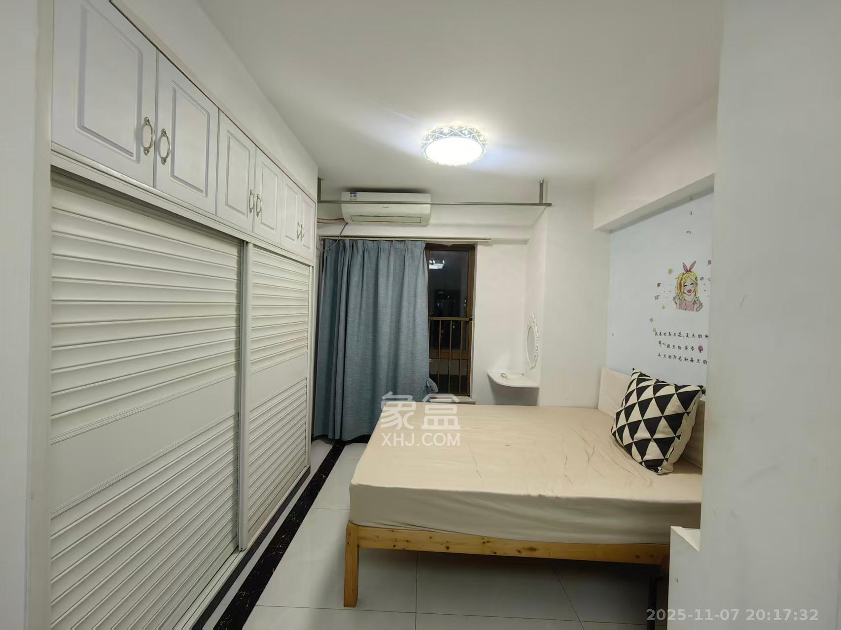 第六都（陆都小区）  1室1厅1卫    1800.0元/月室内图