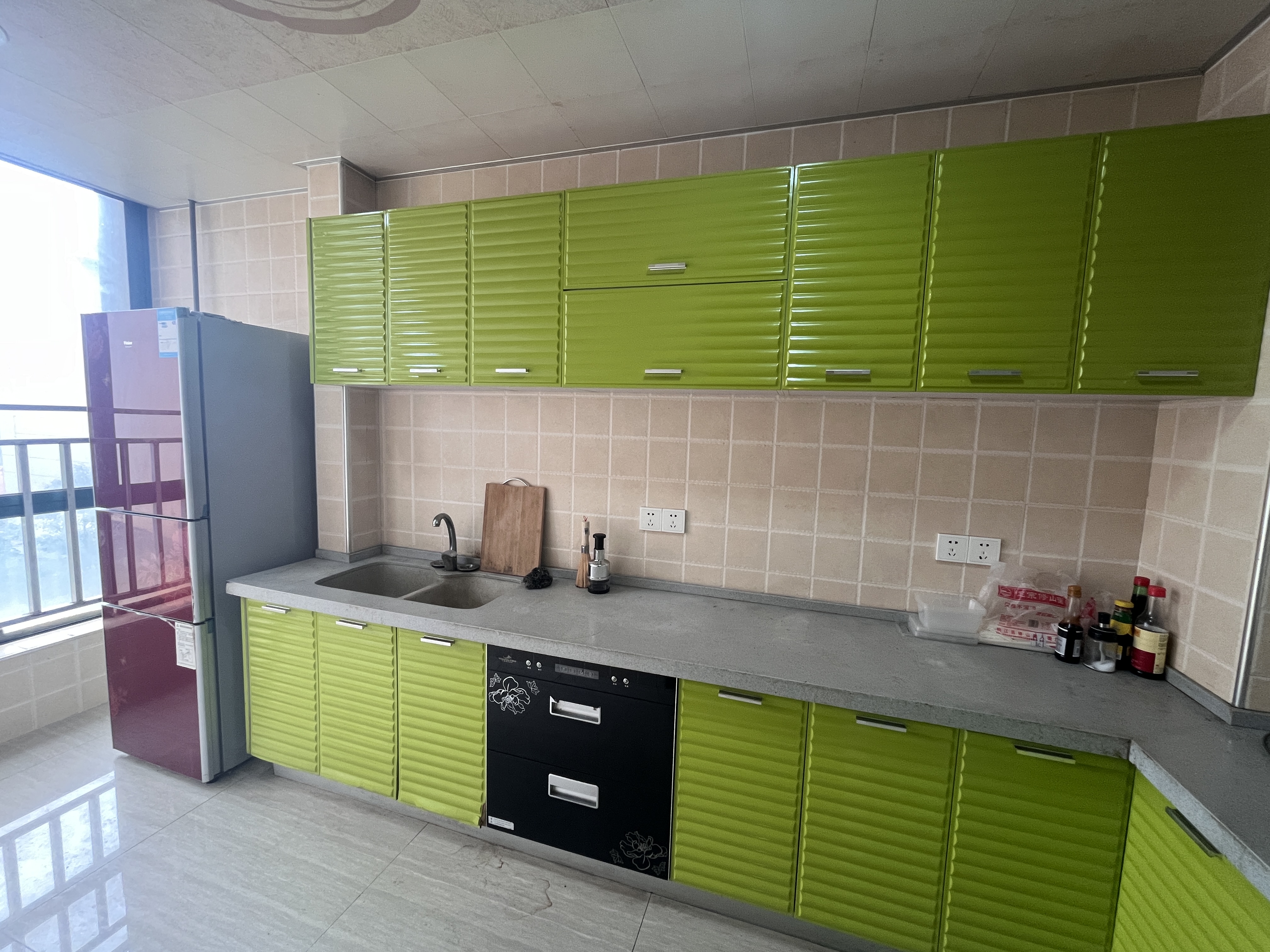 桃花里 2室1厅1卫 1280.0元/月 桃花里 2室1厅1卫 1280.0元/月室内图