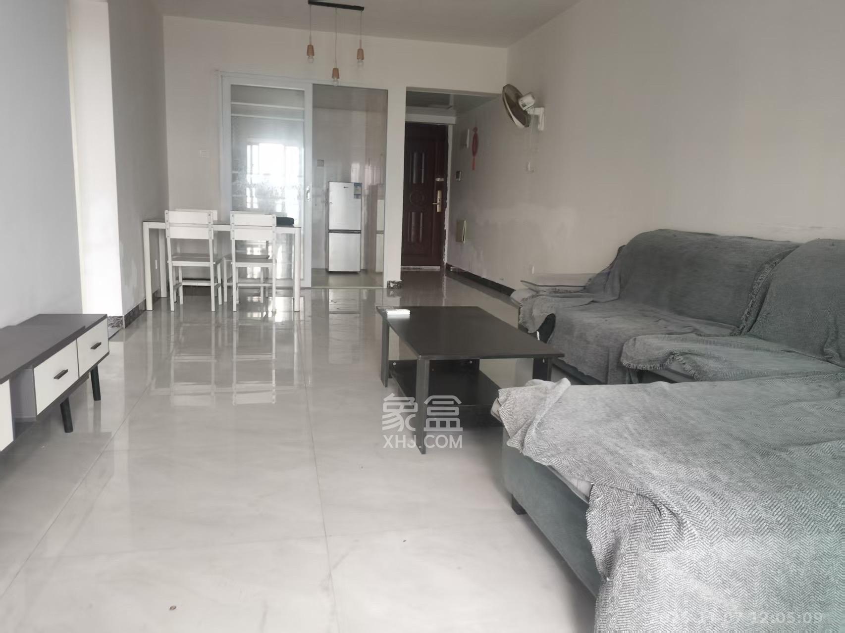 达美D6区  2室2厅1卫    2000.0元/月室内图