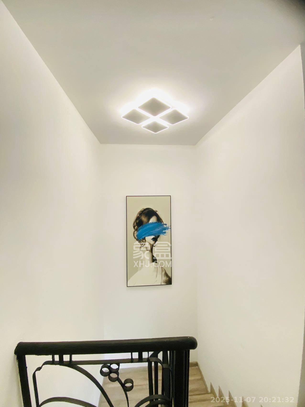 宏景名厦  1室2厅2卫    3580.0元/月室内图