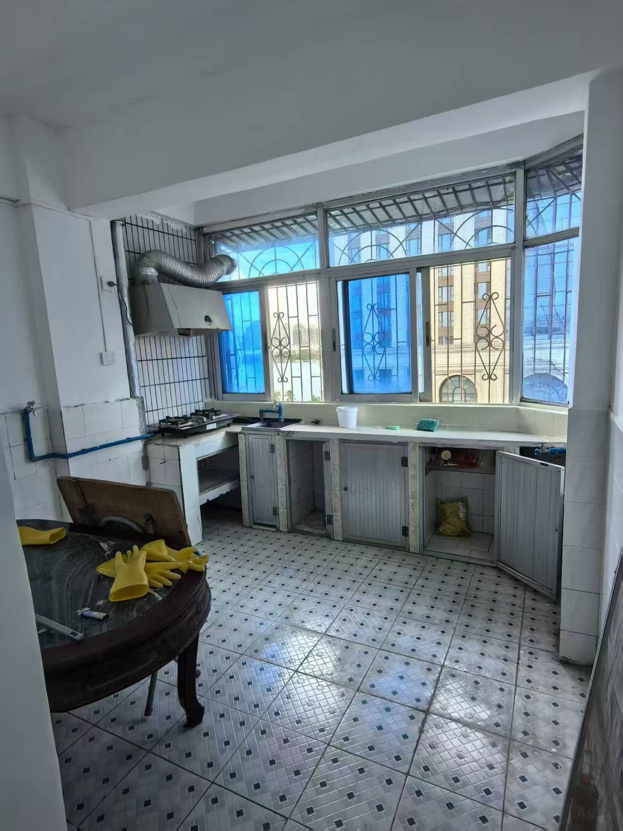 海虹花园  2室2厅1卫    105.0万室内图