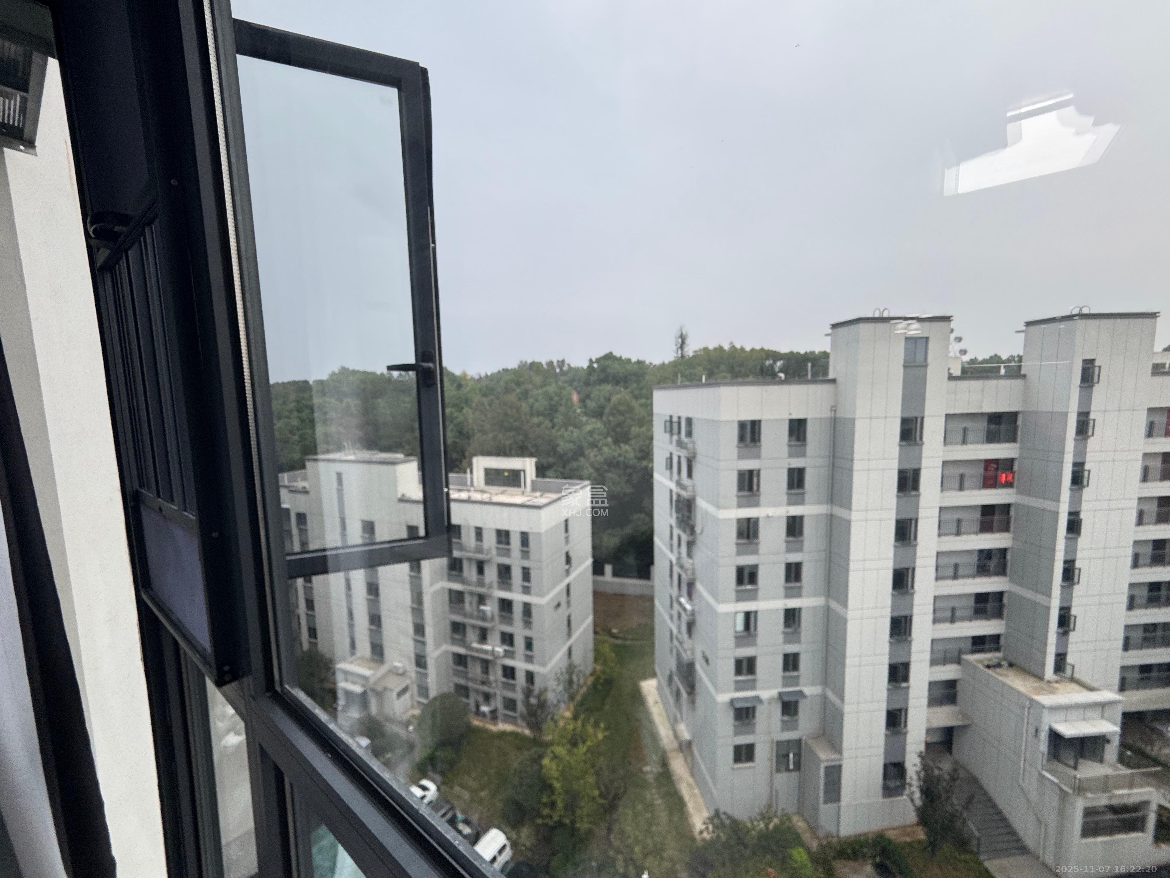 湖湘时代名邸公园壹号  1室0厅0卫    2200.0元/月室内图