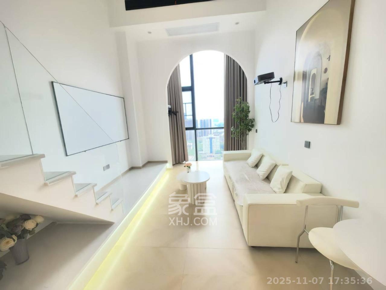 万润时光里  2室1厅1卫    2400.0元/月小区图