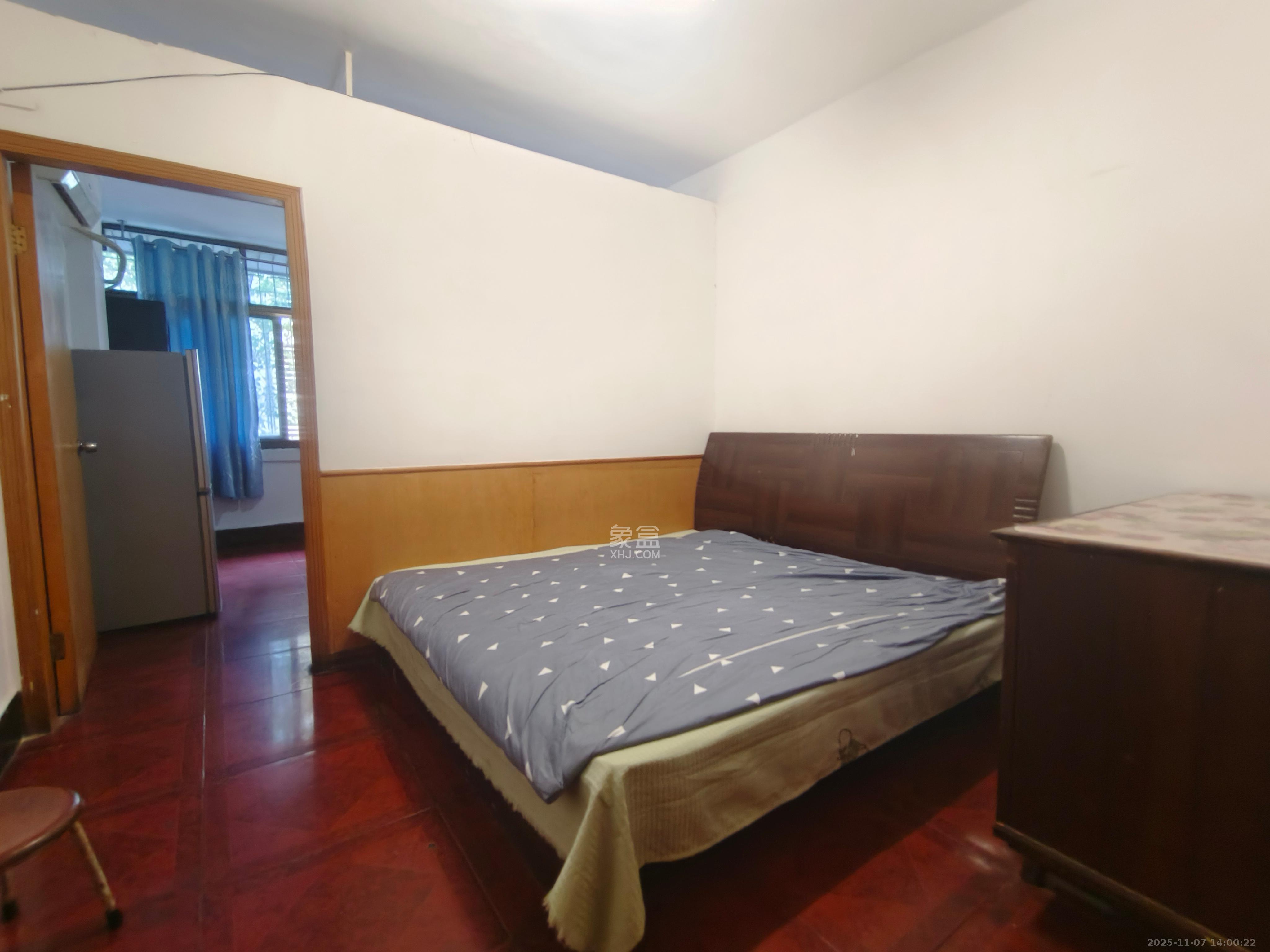 红旗区三片 2室1厅1卫 1100.0元/月 红旗区三片 2室1厅1卫 1100.0元/月室内图