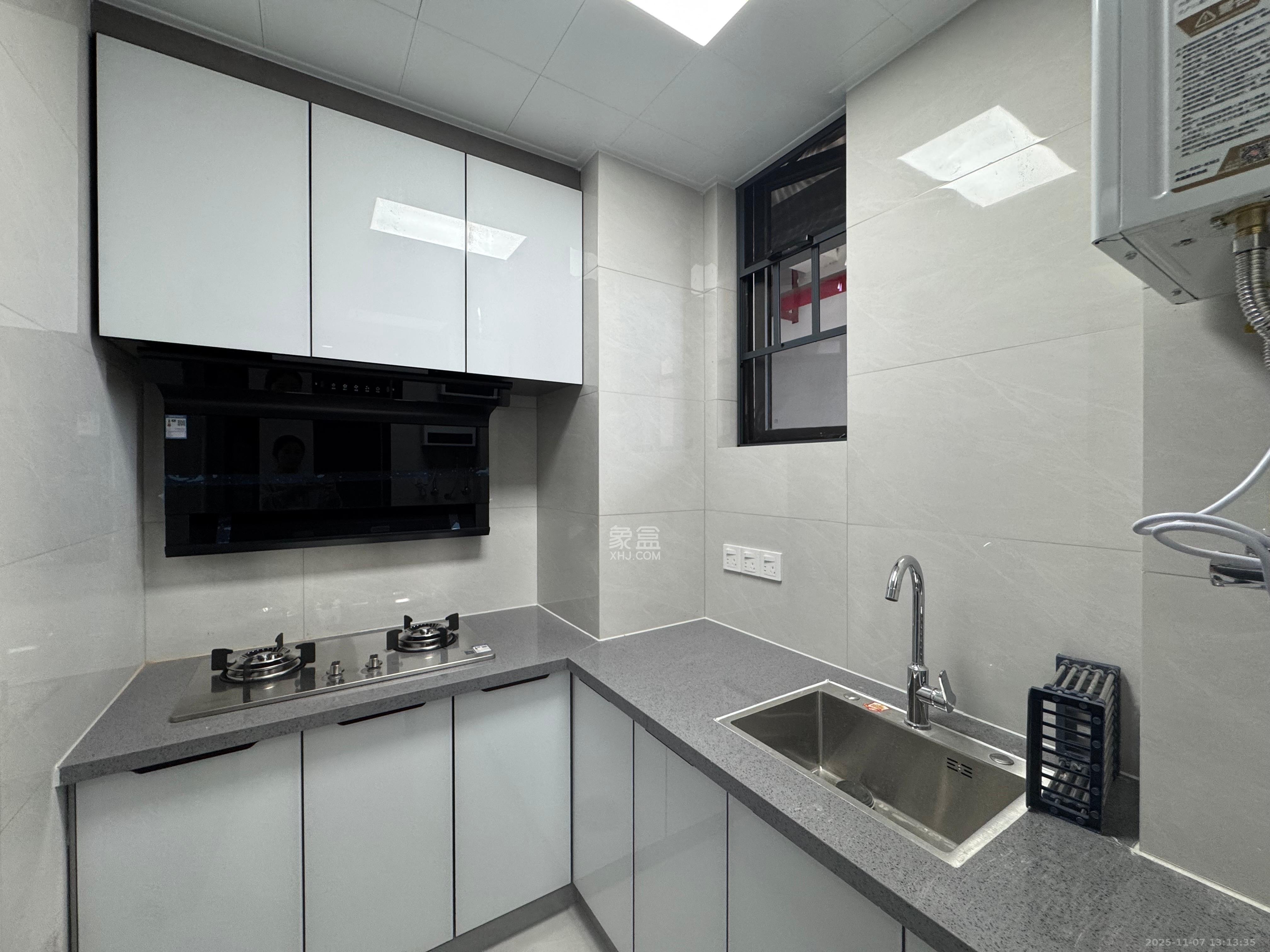 嘉雨兴园 1室1厅1卫 1800.0元/月 嘉雨兴园 1室1厅1卫 1800.0元/月室内图