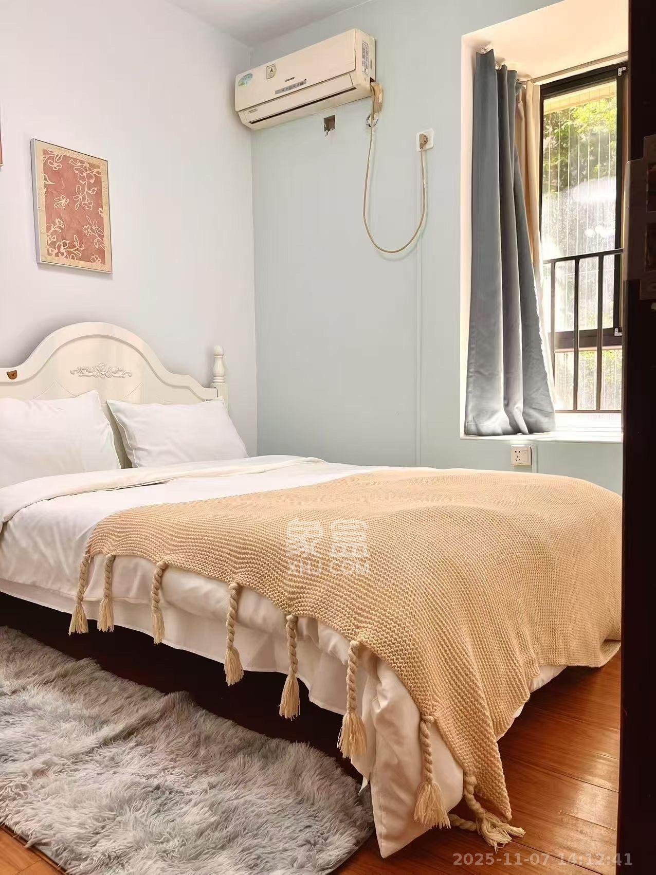 华润凤凰城一期  3室2厅2卫    2100.0元/月室内图