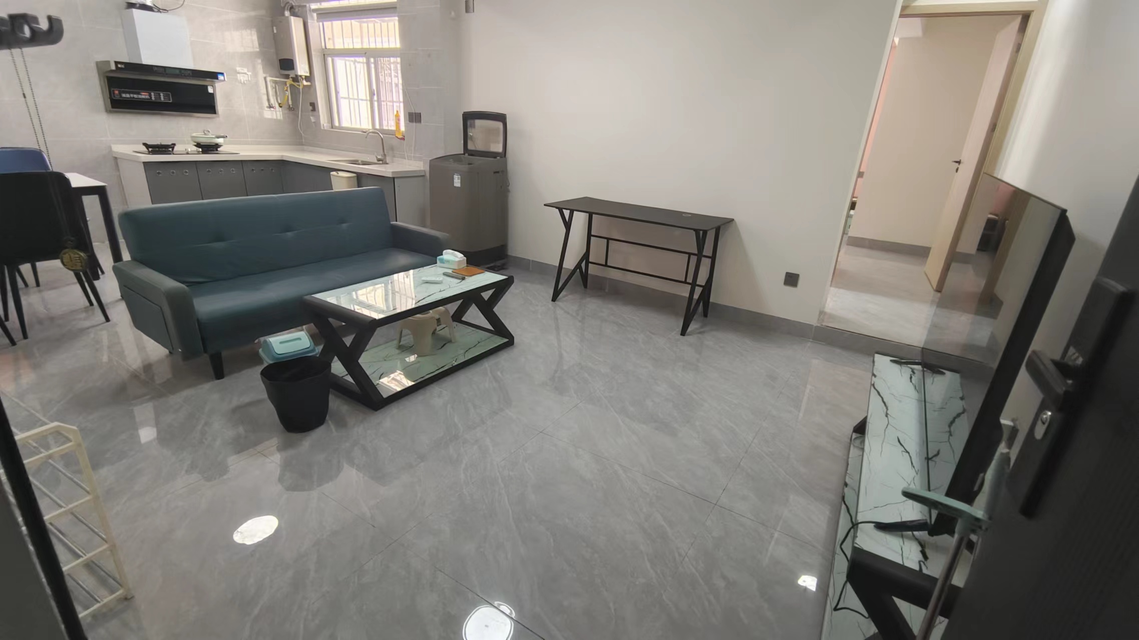 都市庭苑  1室1厅1卫    2300.0元/月室内图