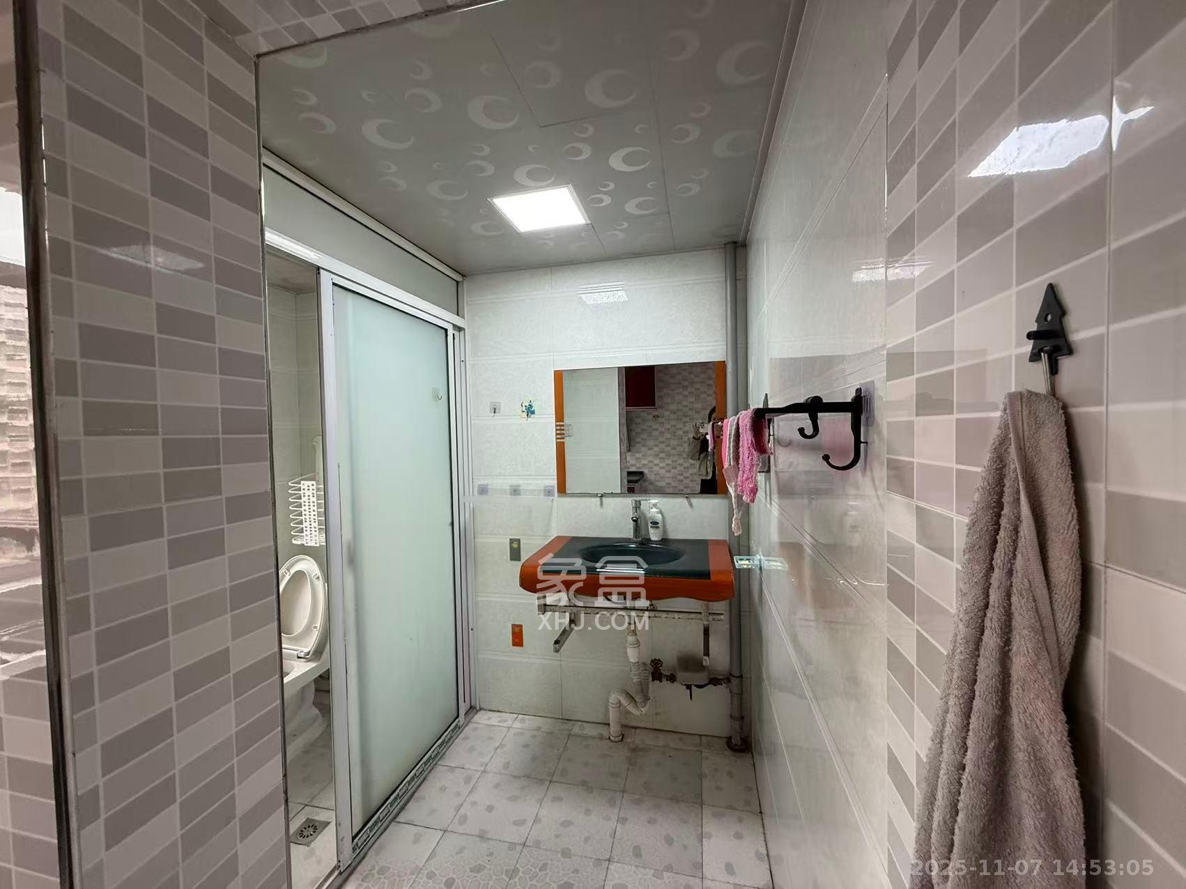 先锋新宇  2室1厅1卫    1600.0元/月室内图