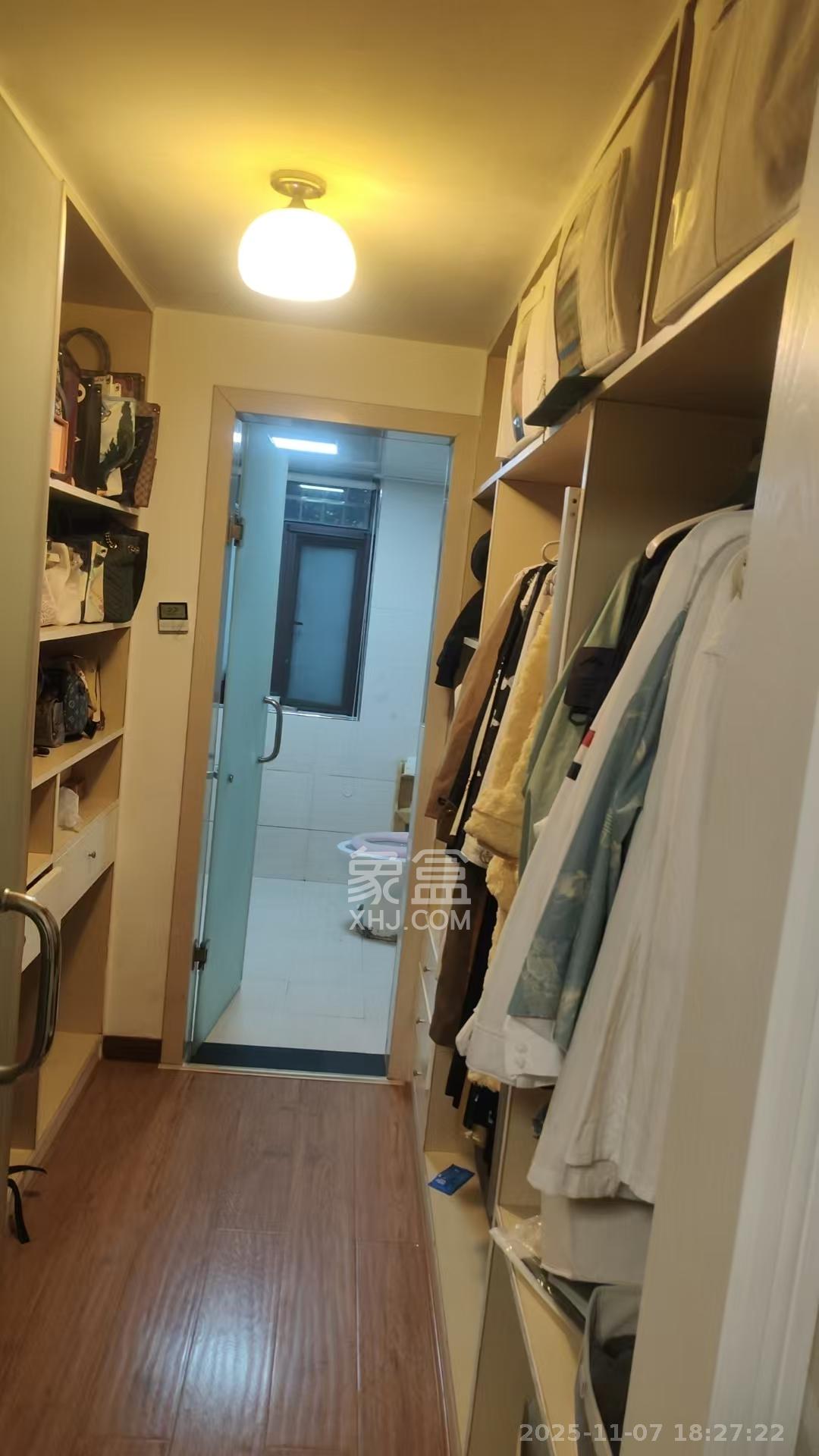 好望谷  3室2厅2卫    2200.0元/月室内图