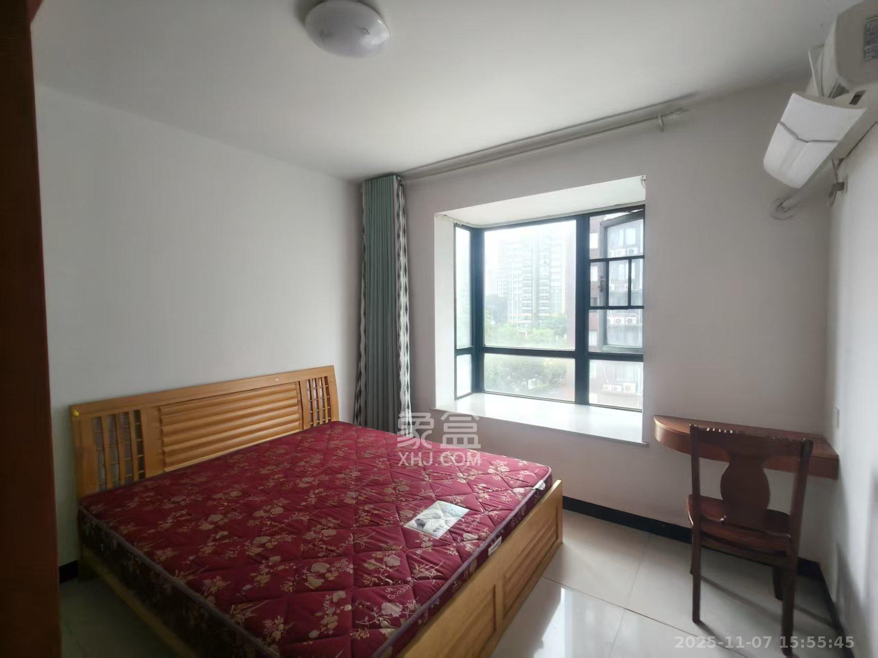 大为时代家园  3室2厅1卫    1700.0元/月室内图