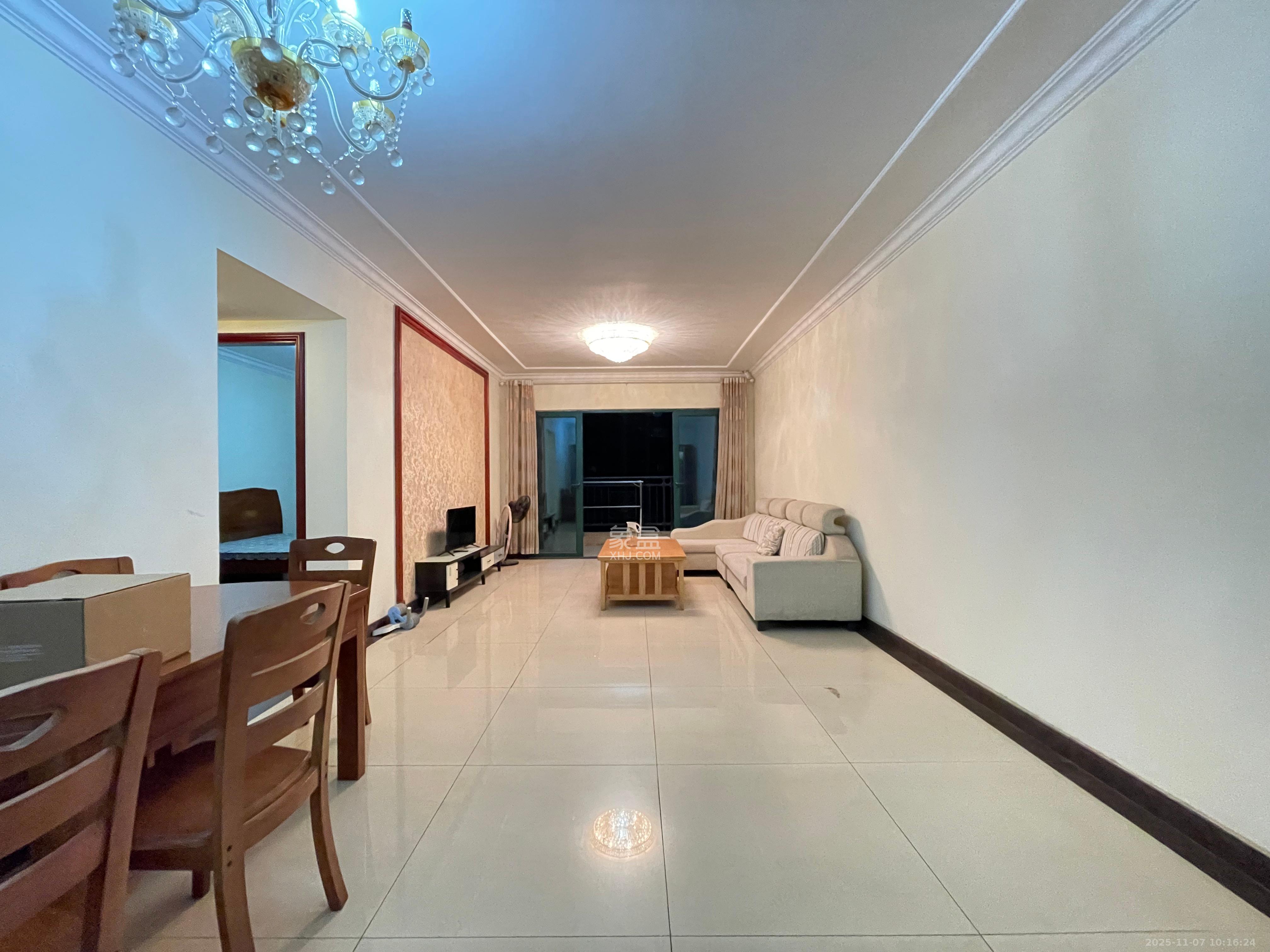恒大名都  3室2厅2卫    1700.0元/月室内图