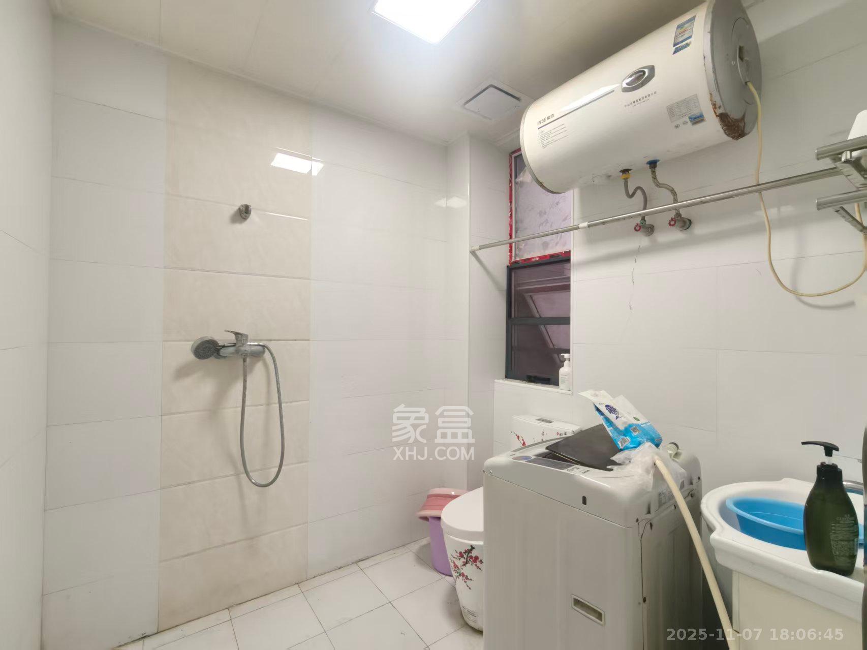 麓阳和景雅苑 2室1厅1卫 1700.0元/月 麓阳和景雅苑 2室1厅1卫 1700.0元/月室内图