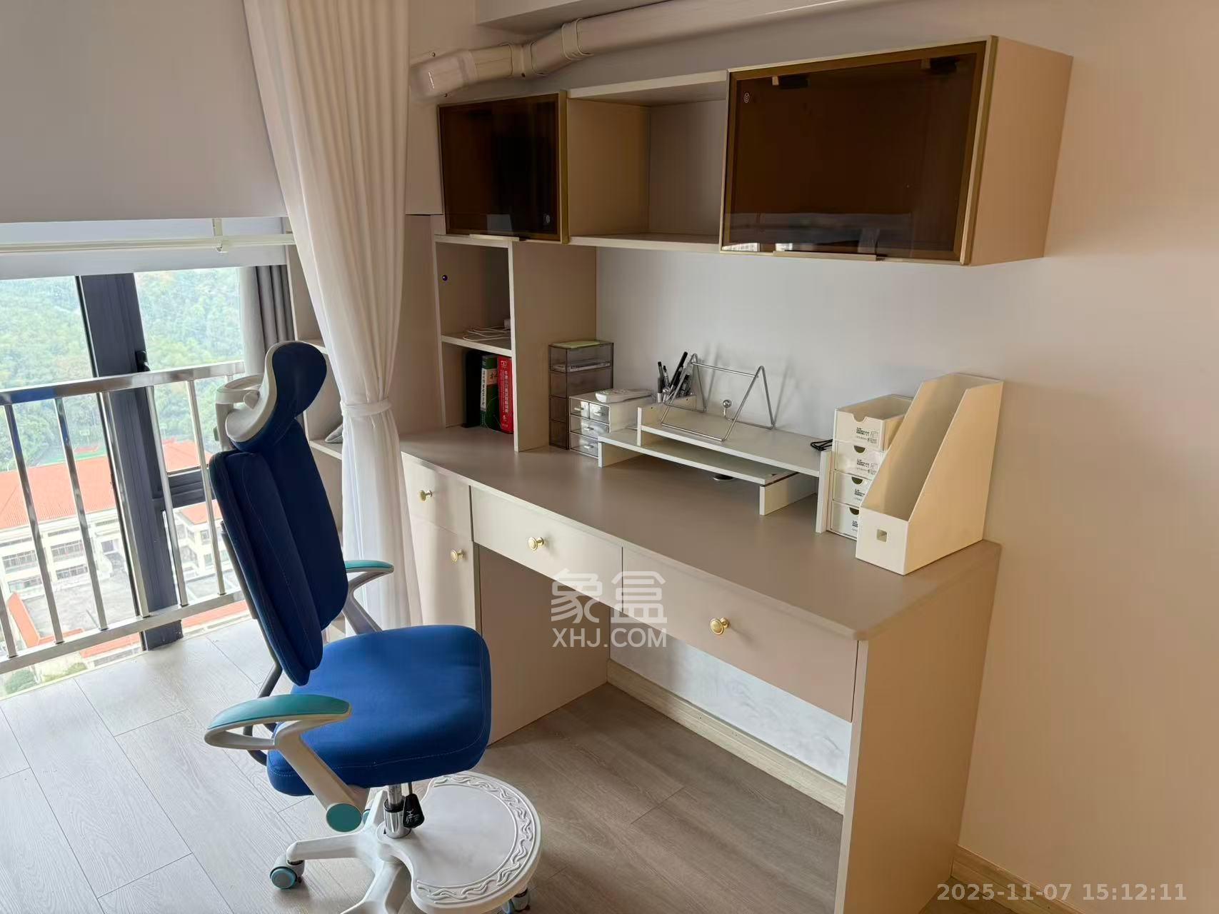 湘一书香里 1室1厅1卫 2200.0元/月 湘一书香里 1室1厅1卫 2200.0元/月室内图