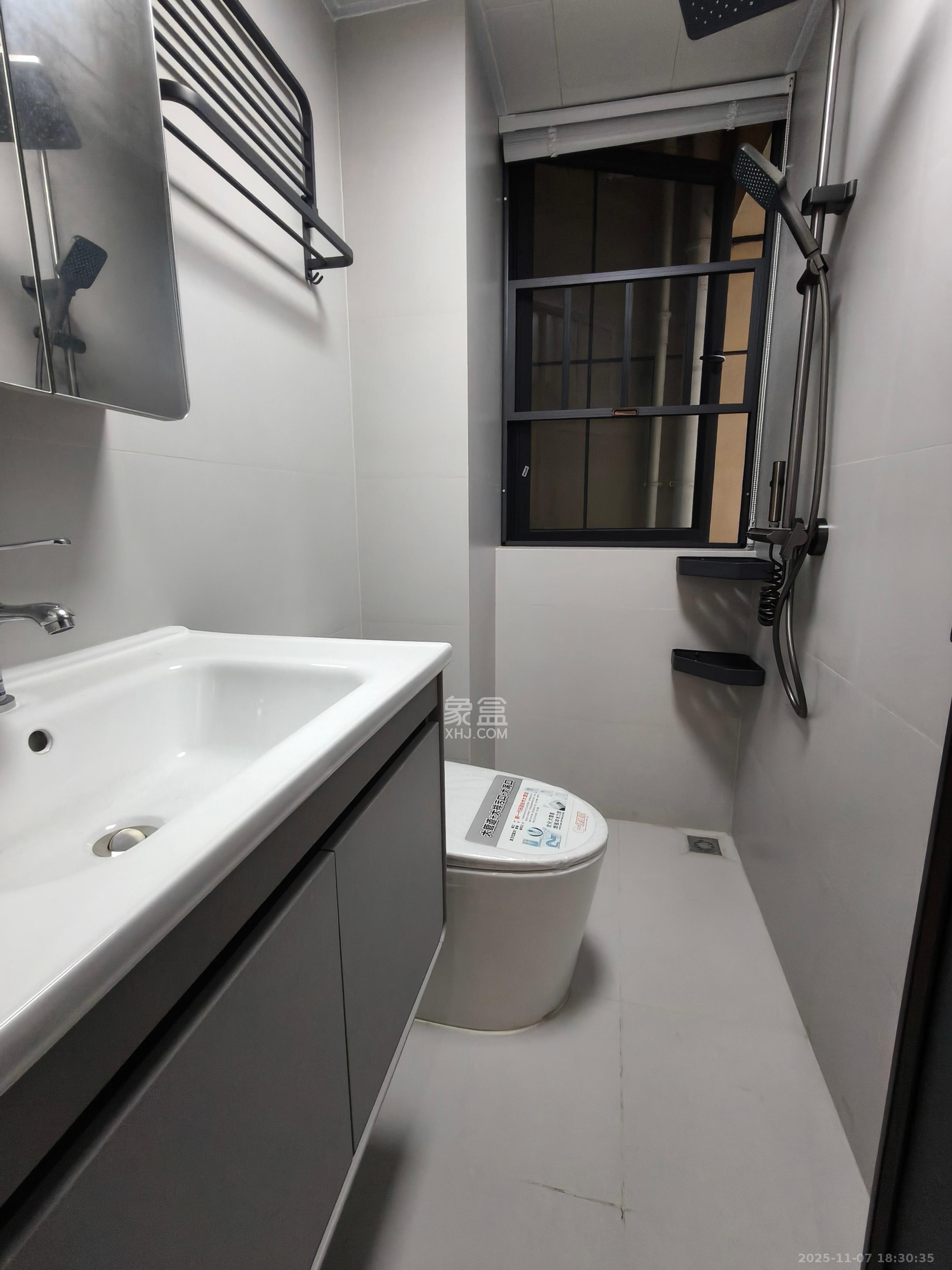 建投象山国际 3室2厅2卫 3500.0元/月 建投象山国际 3室2厅2卫 3500.0元/月室内图