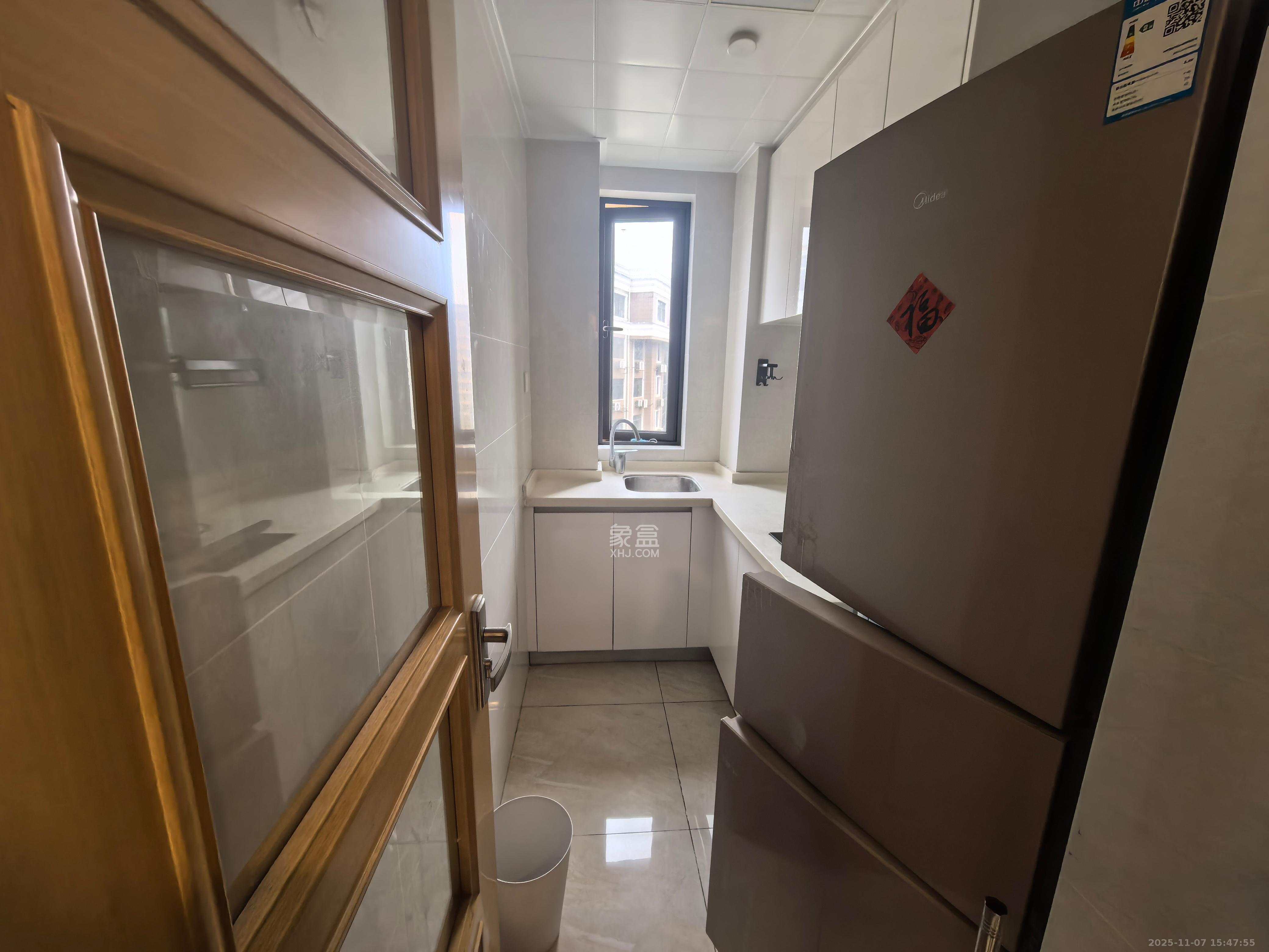 中海新城熙岸（中信新城五期）  1室1厅1卫    1500.0元/月室内图