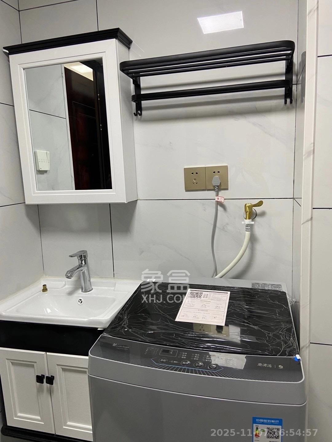 中南国际眼镜城（中伟商业中心）  1室1厅1卫    1200.0元/月室内图