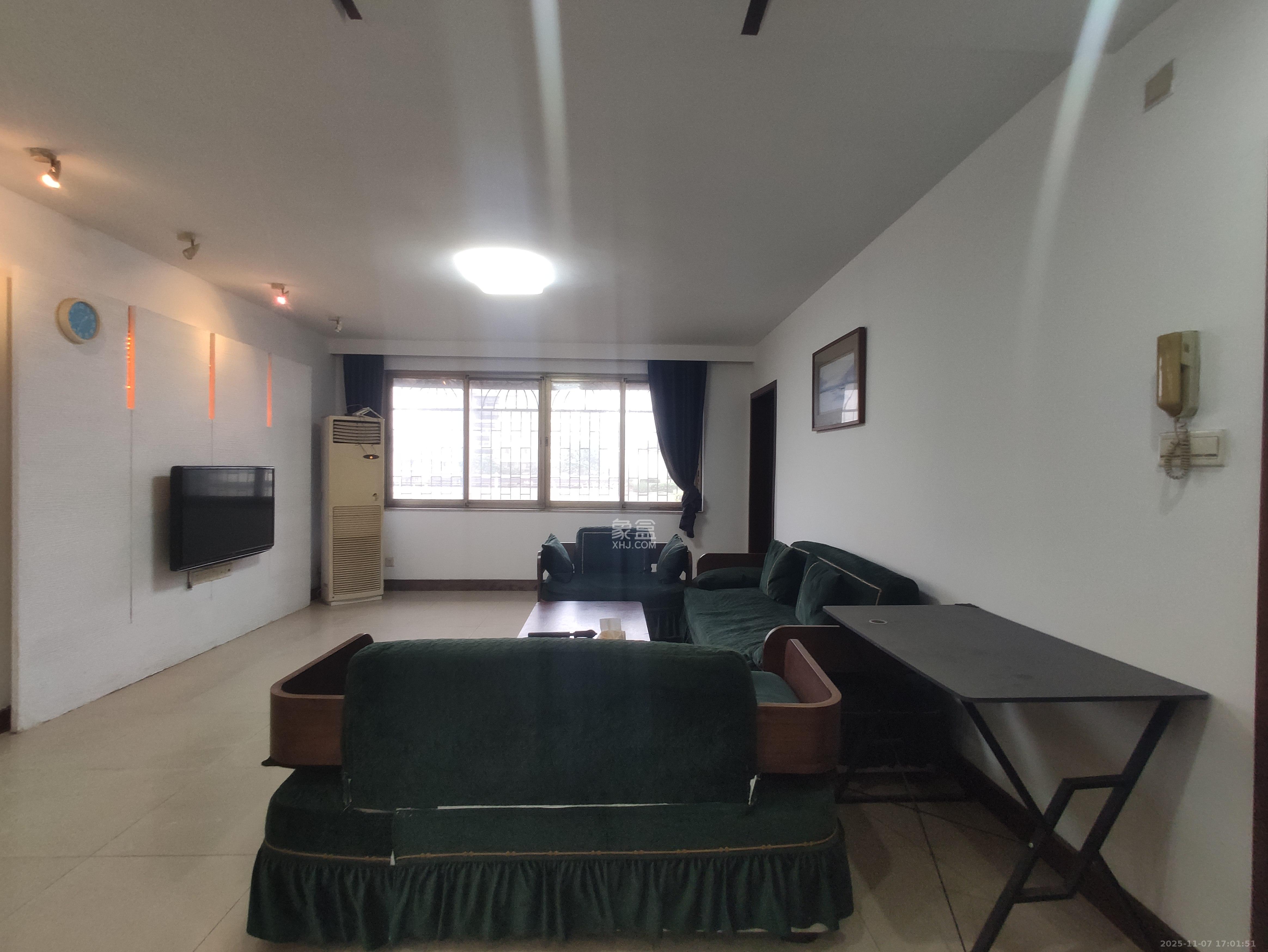 紫东苑（芙蓉区）  3室2厅2卫    2300.0元/月室内图