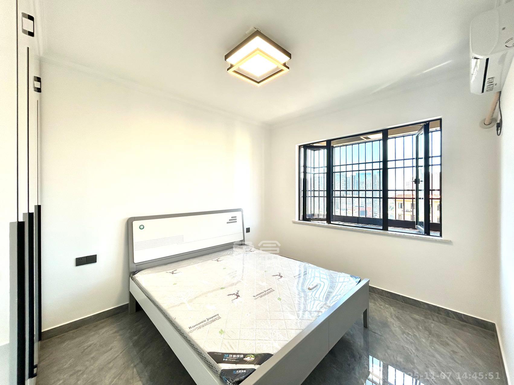 长房明宸府 3室2厅1卫 2400.0元/月 长房明宸府 3室2厅1卫 2400.0元/月室内图