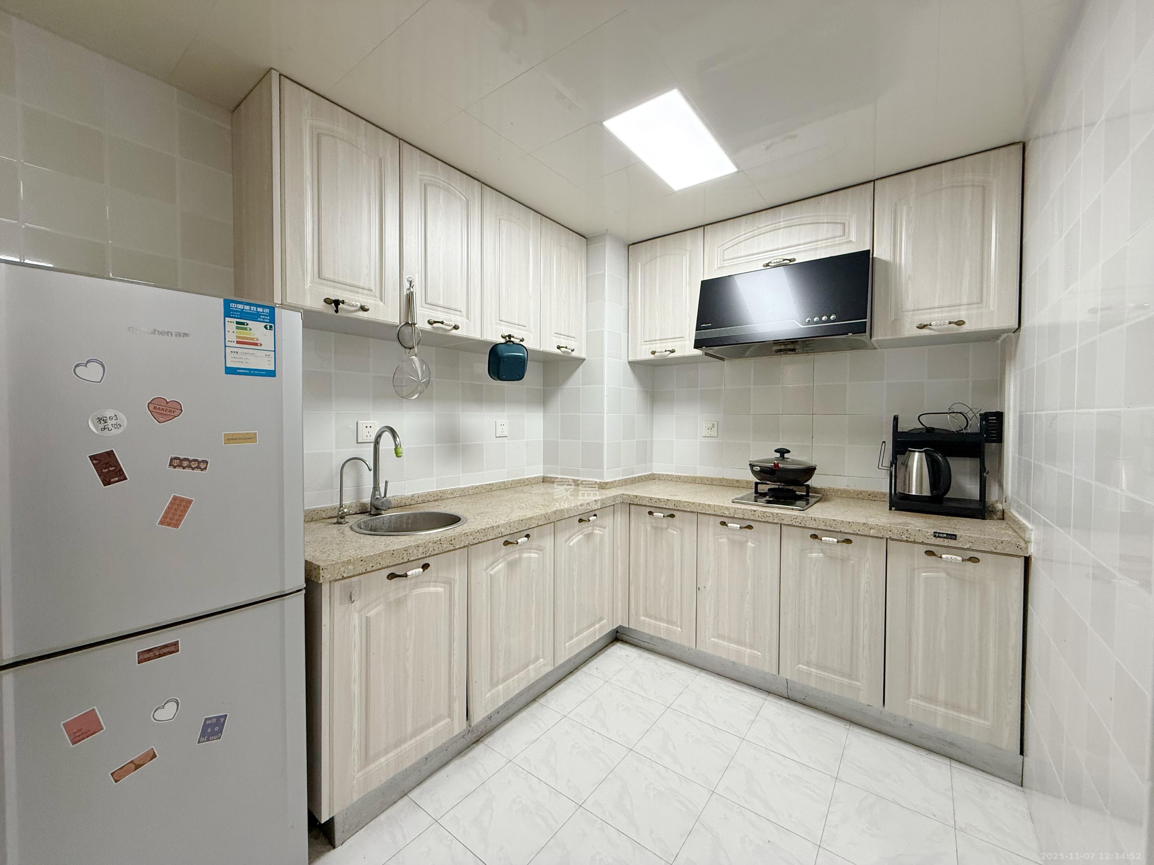 蓝山郡  1室1厅1卫    1500.0元/月室内图