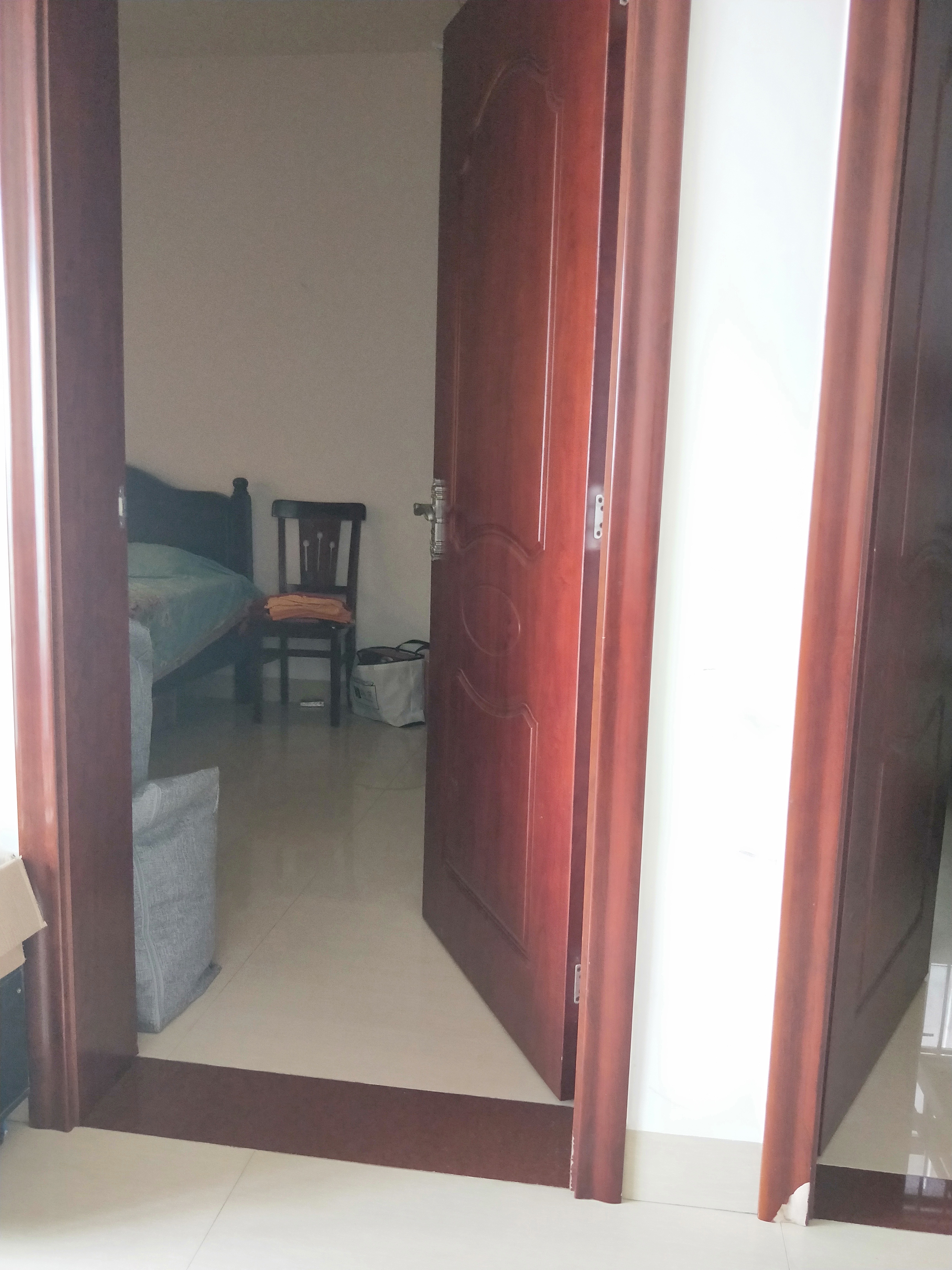 凤翔花园(A区) 2室2厅1卫 1700.0元/月 凤翔花园(A区) 2室2厅1卫 1700.0元/月室内图