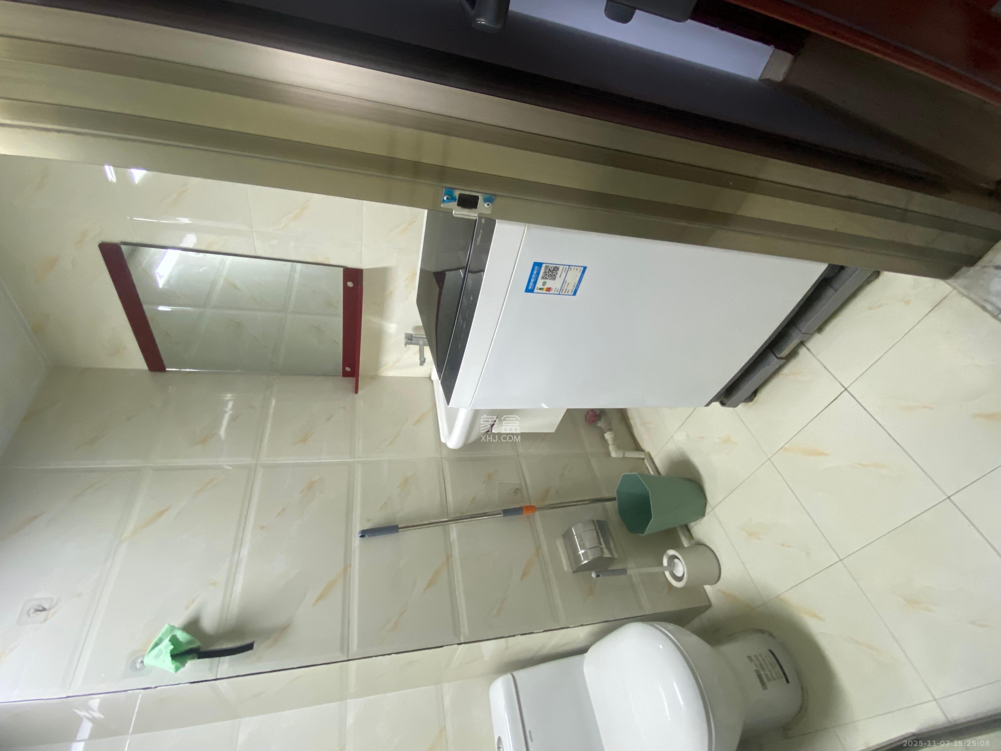 保利麓谷林语I区 1室1厅1卫 1400.0元/月 保利麓谷林语I区 1室1厅1卫 1400.0元/月室内图