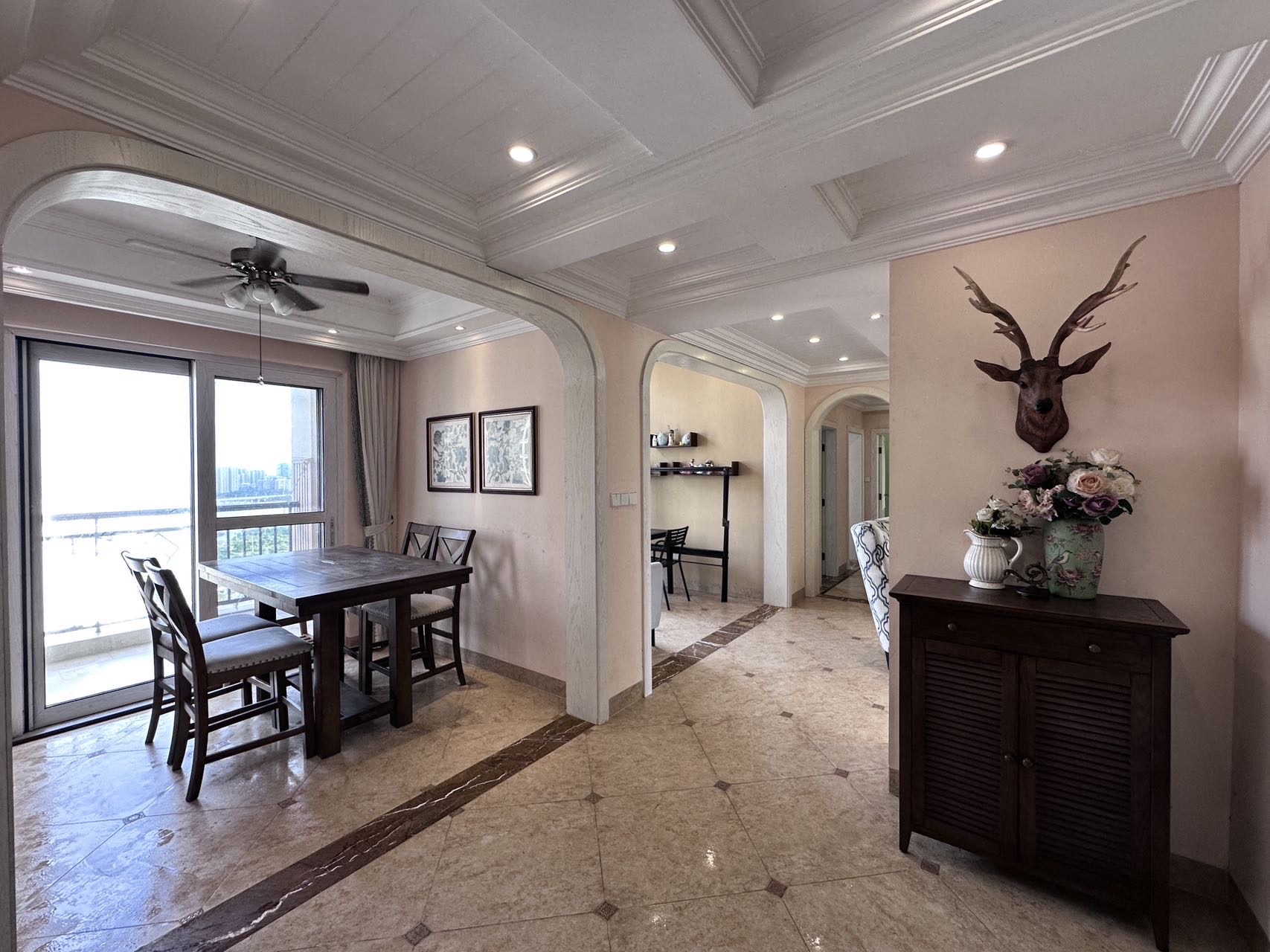 翡翠水城（住宅）  3室3厅2卫    178.0万