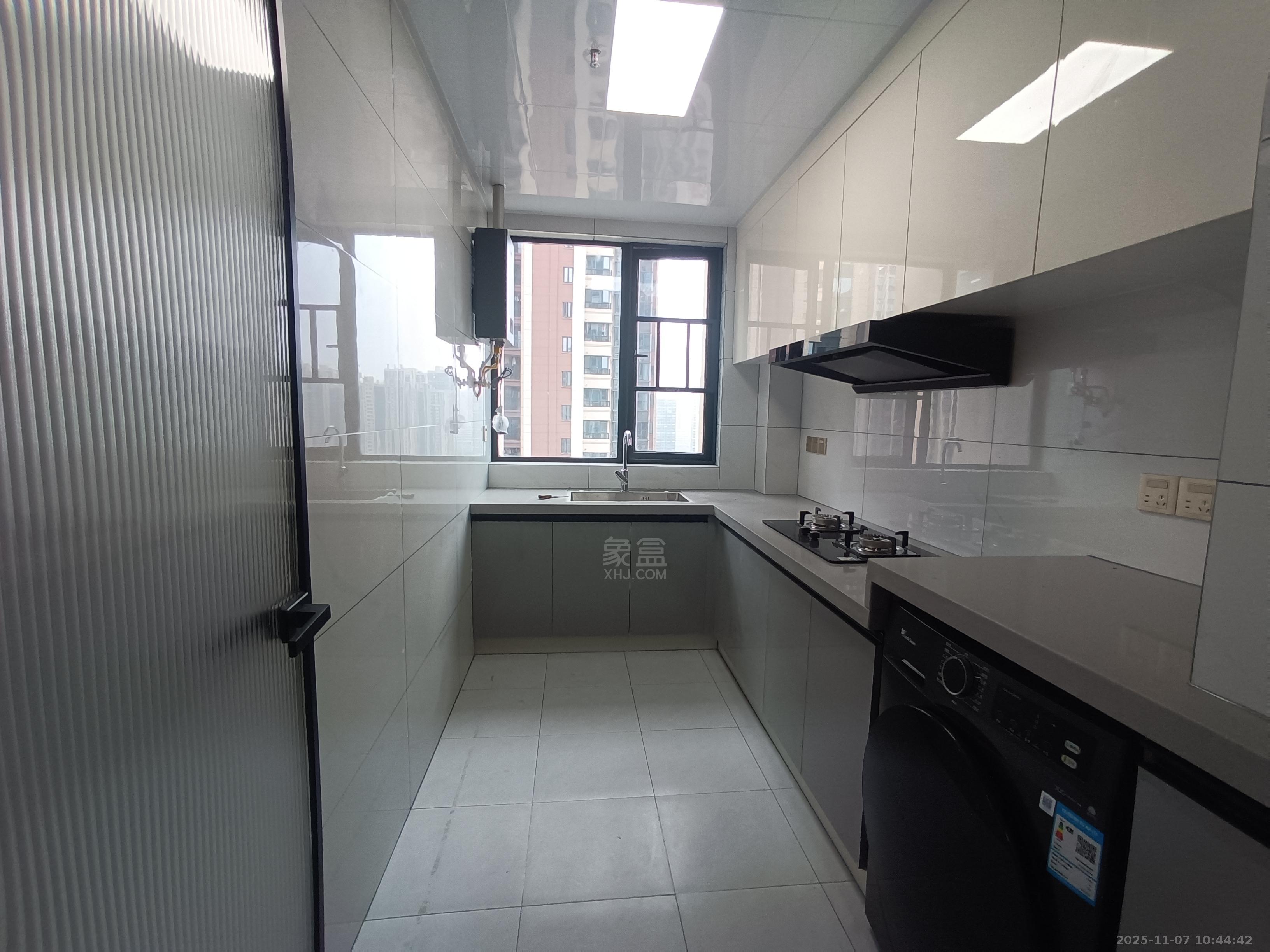 株洲恒大悦珑台 1室1厅1卫 1500.0元/月 株洲恒大悦珑台 1室1厅1卫 1500.0元/月室内图