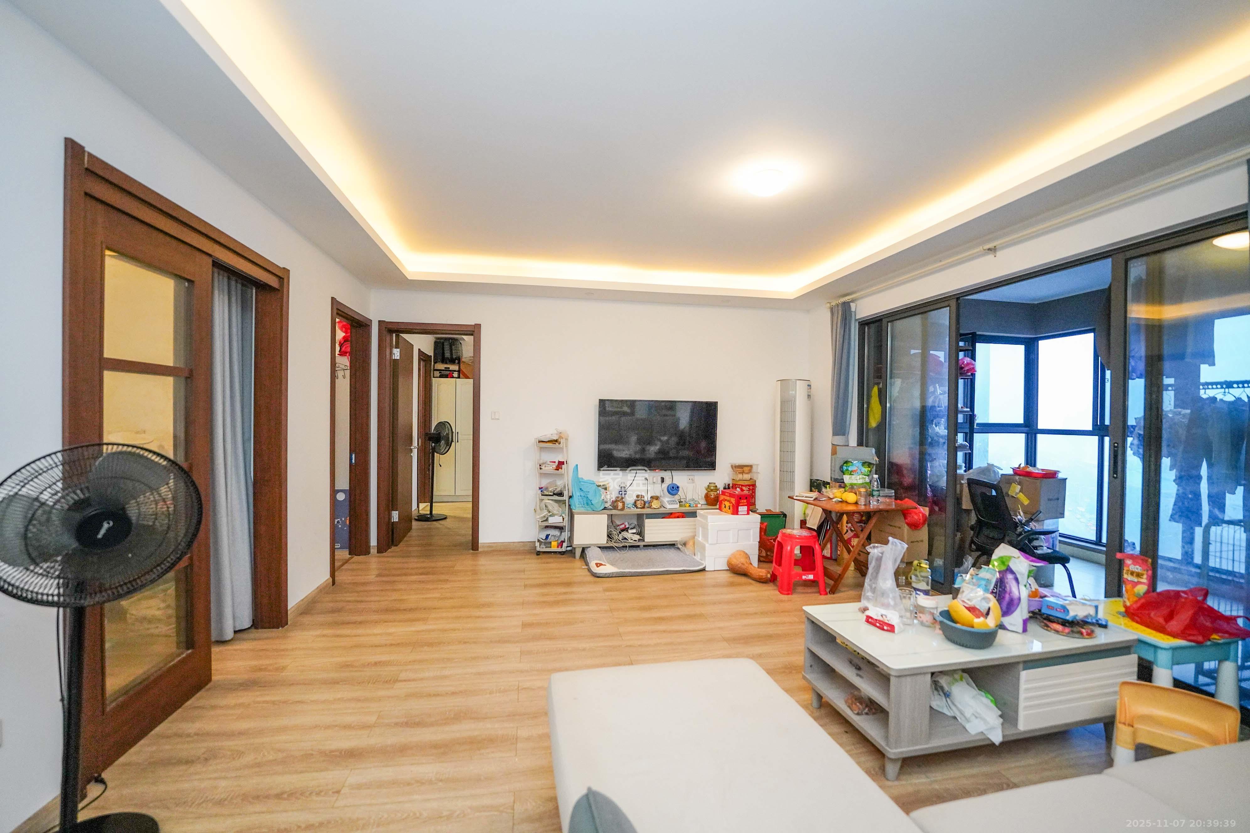 汇金城/嘉华城（二期、三期）  4室2厅2卫    165.0万