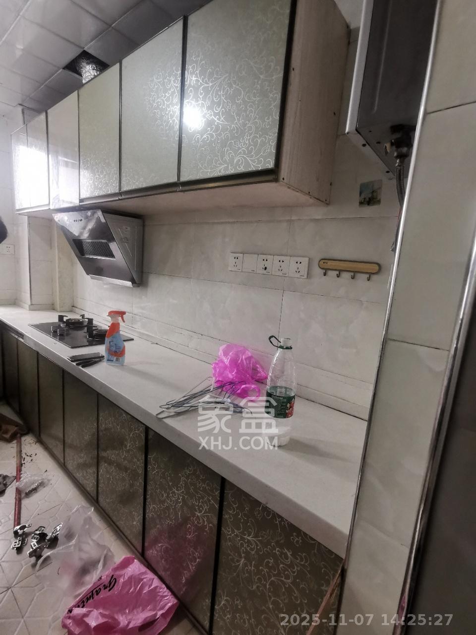 佳辉丽景鑫城 3室2厅1卫 2000.0元/月 佳辉丽景鑫城 3室2厅1卫 2000.0元/月室内图