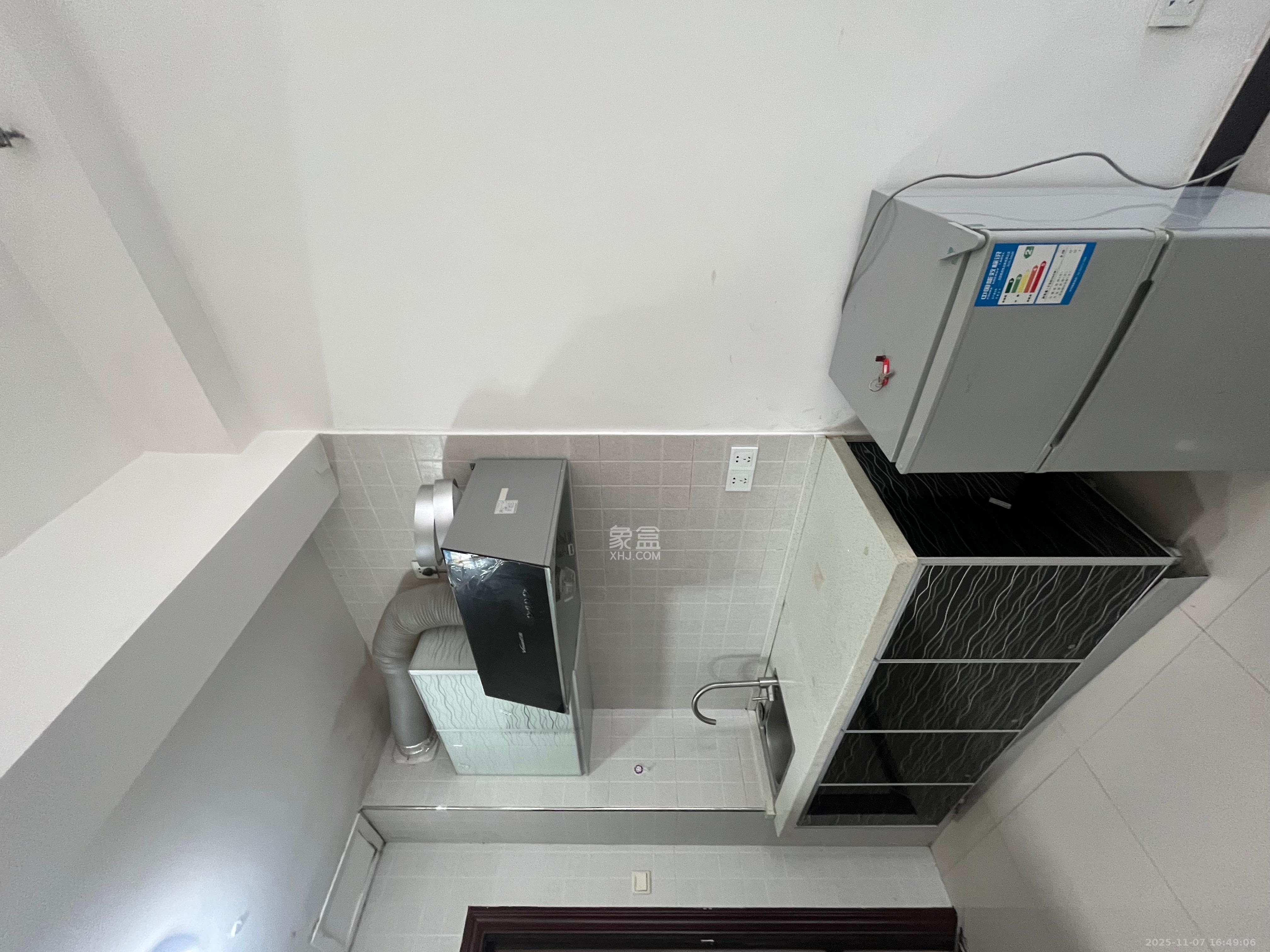 星城荣域  1室0厅1卫    1500.0元/月室内图