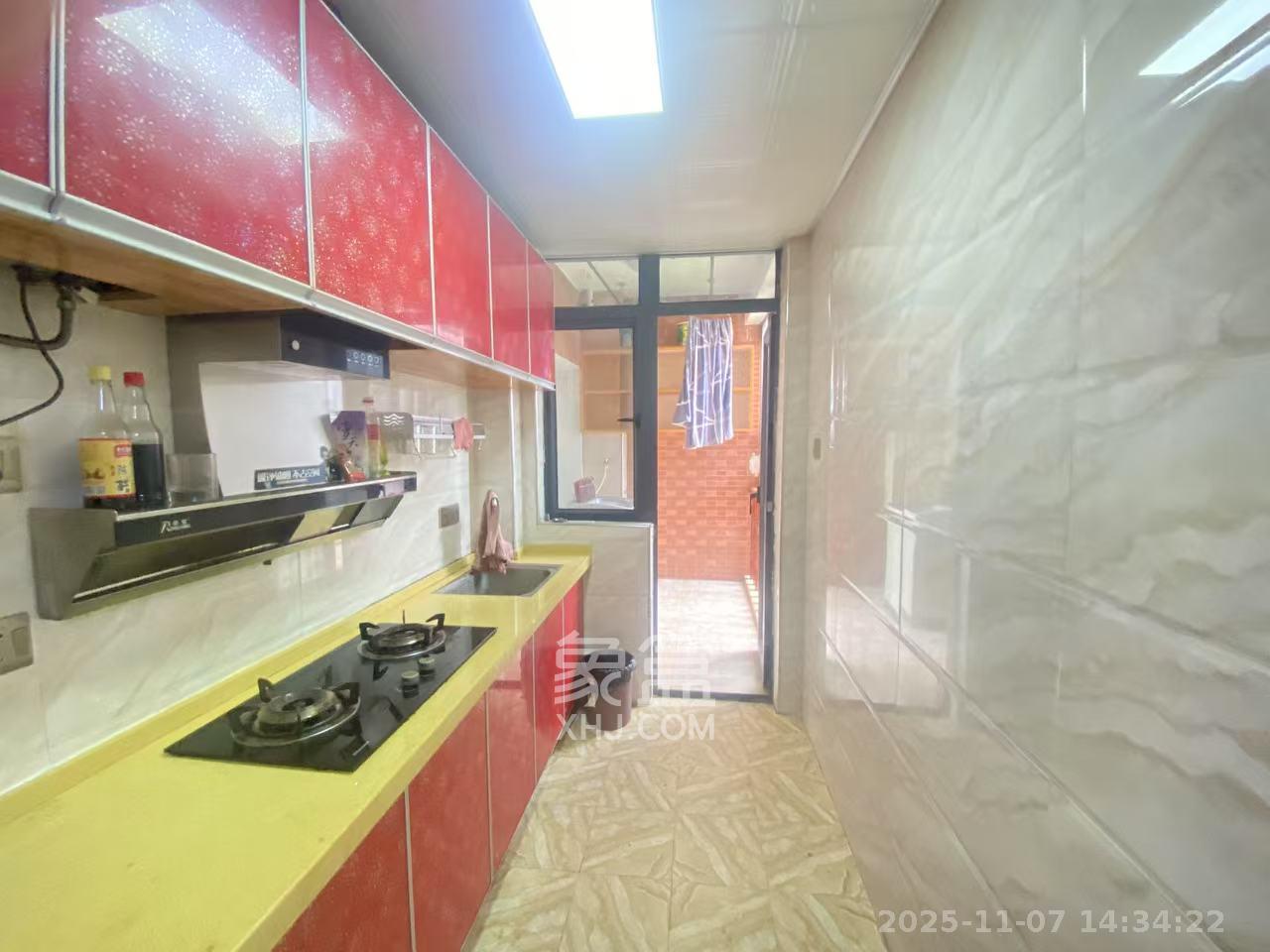 恒生碧水龙庭  2室2厅1卫    1600.0元/月室内图