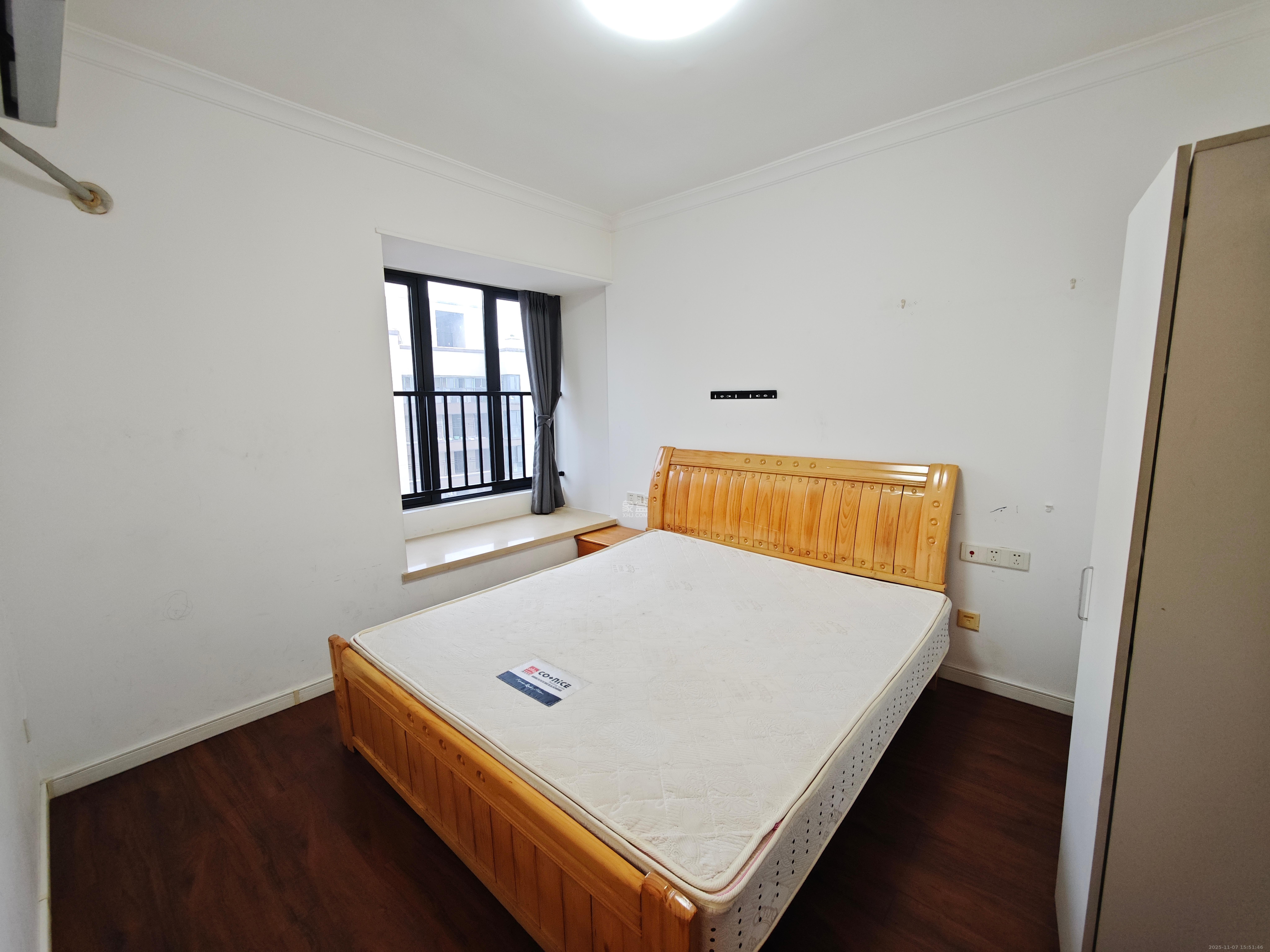 万科魅力之城观澜里  3室2厅1卫    2800.0元/月室内图