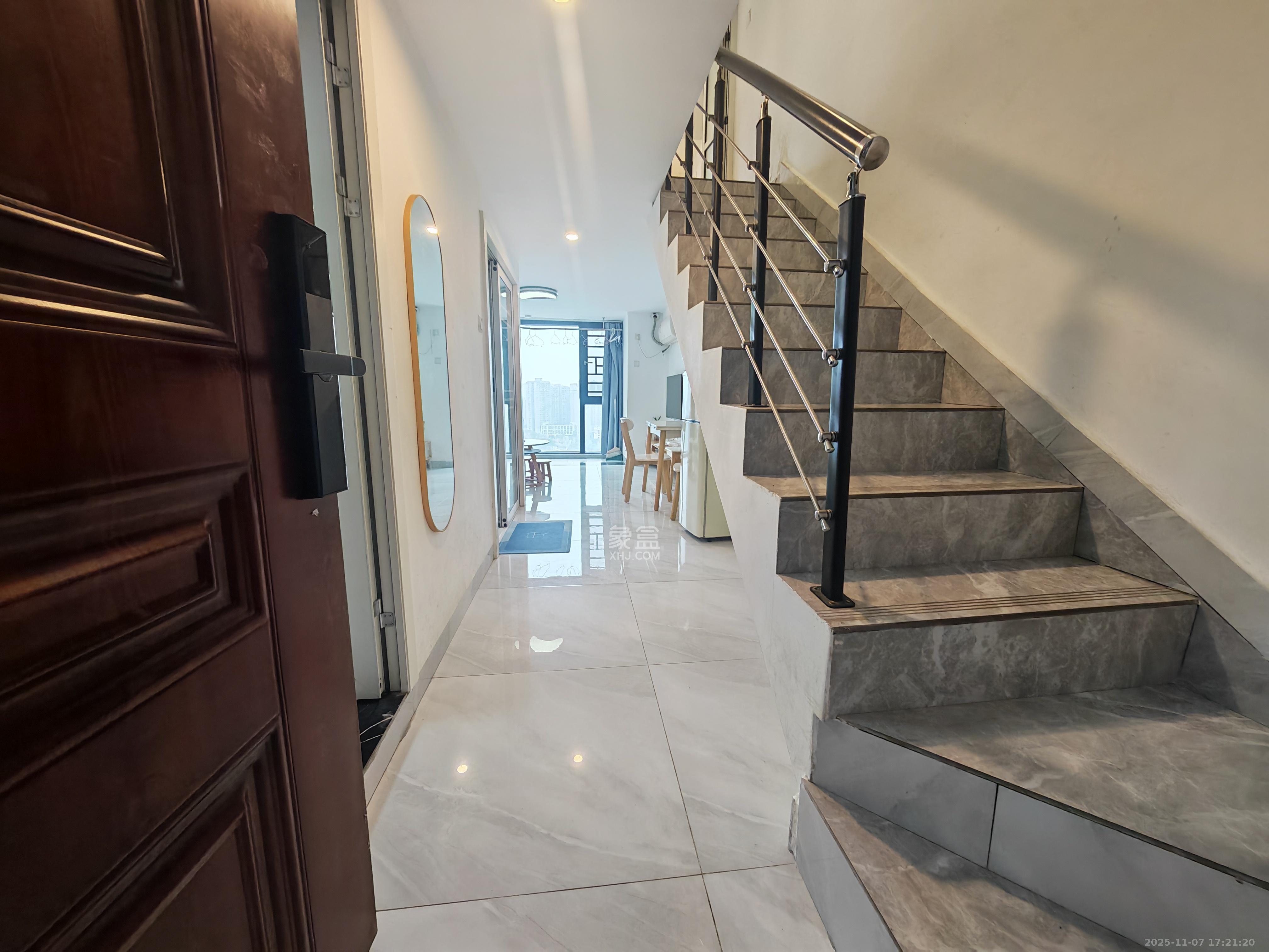 钱隆世家 2室1厅1卫 1700.0元/月 钱隆世家 2室1厅1卫 1700.0元/月室内图