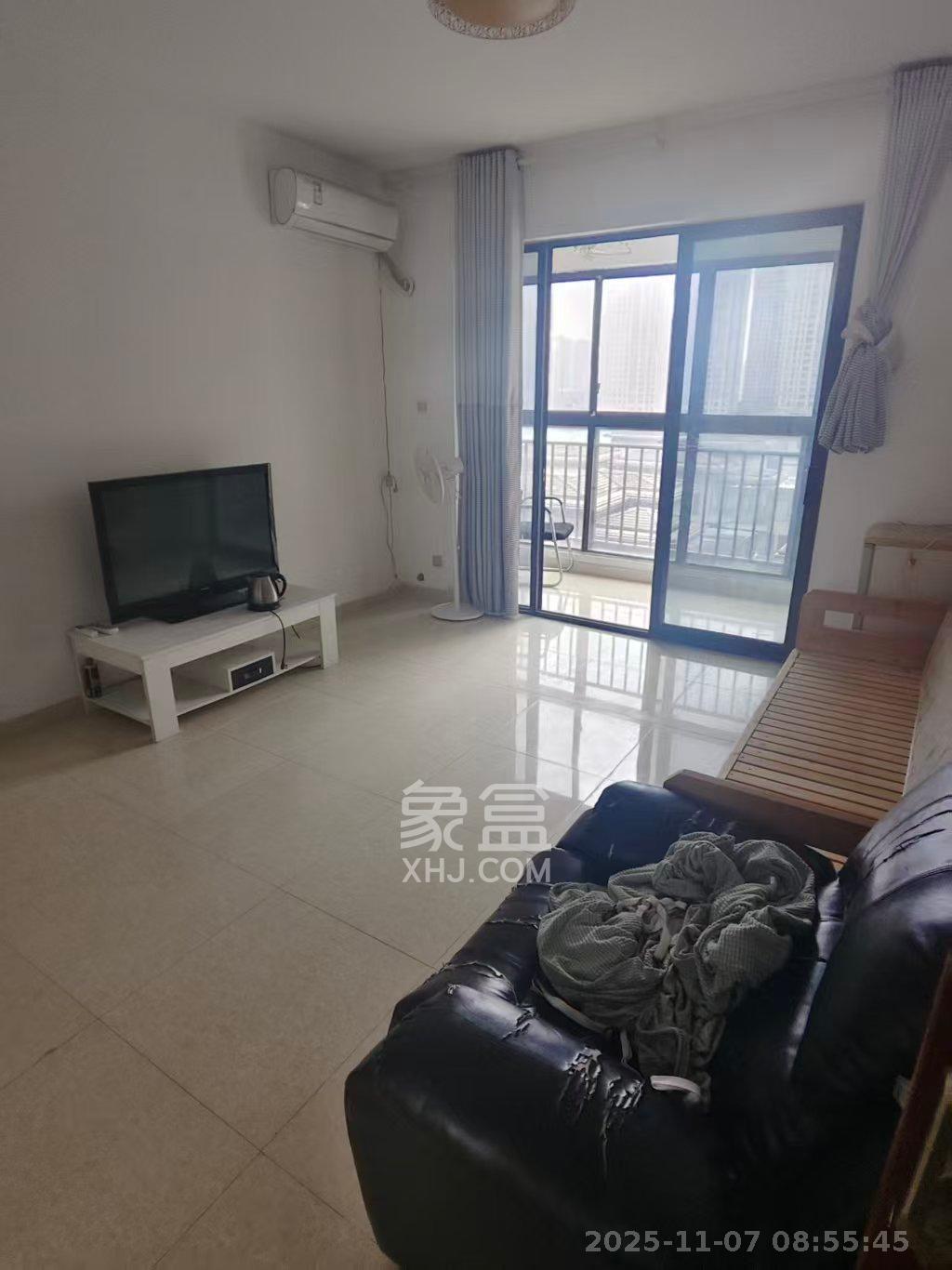 南山苏迪亚诺  3室2厅1卫    1400.0元/月