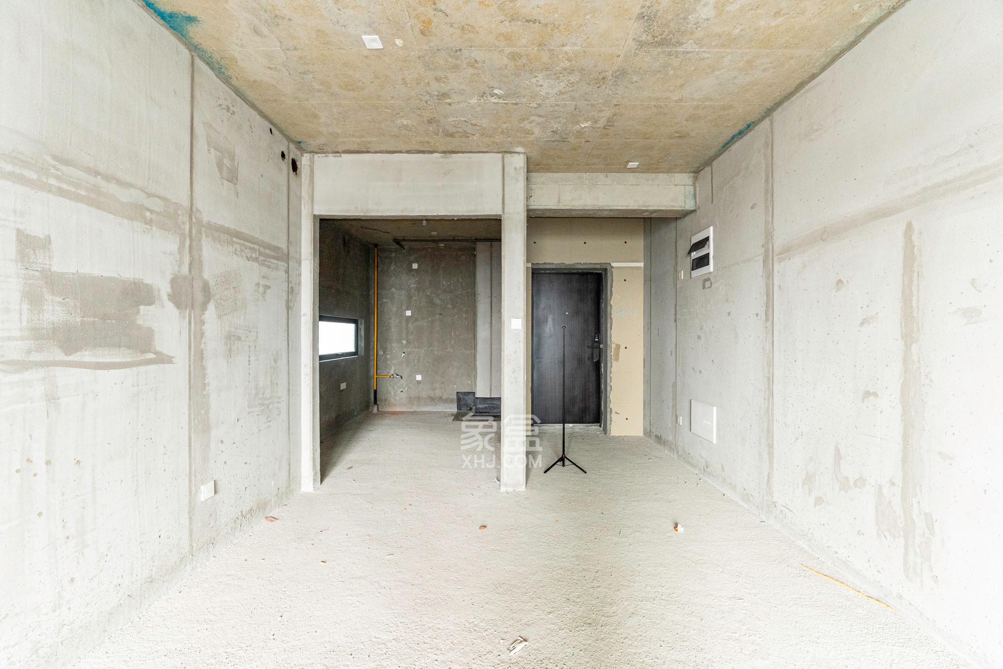 和顺府 4室2厅2卫 108.0万 和顺府 4室2厅2卫 108.0万客厅