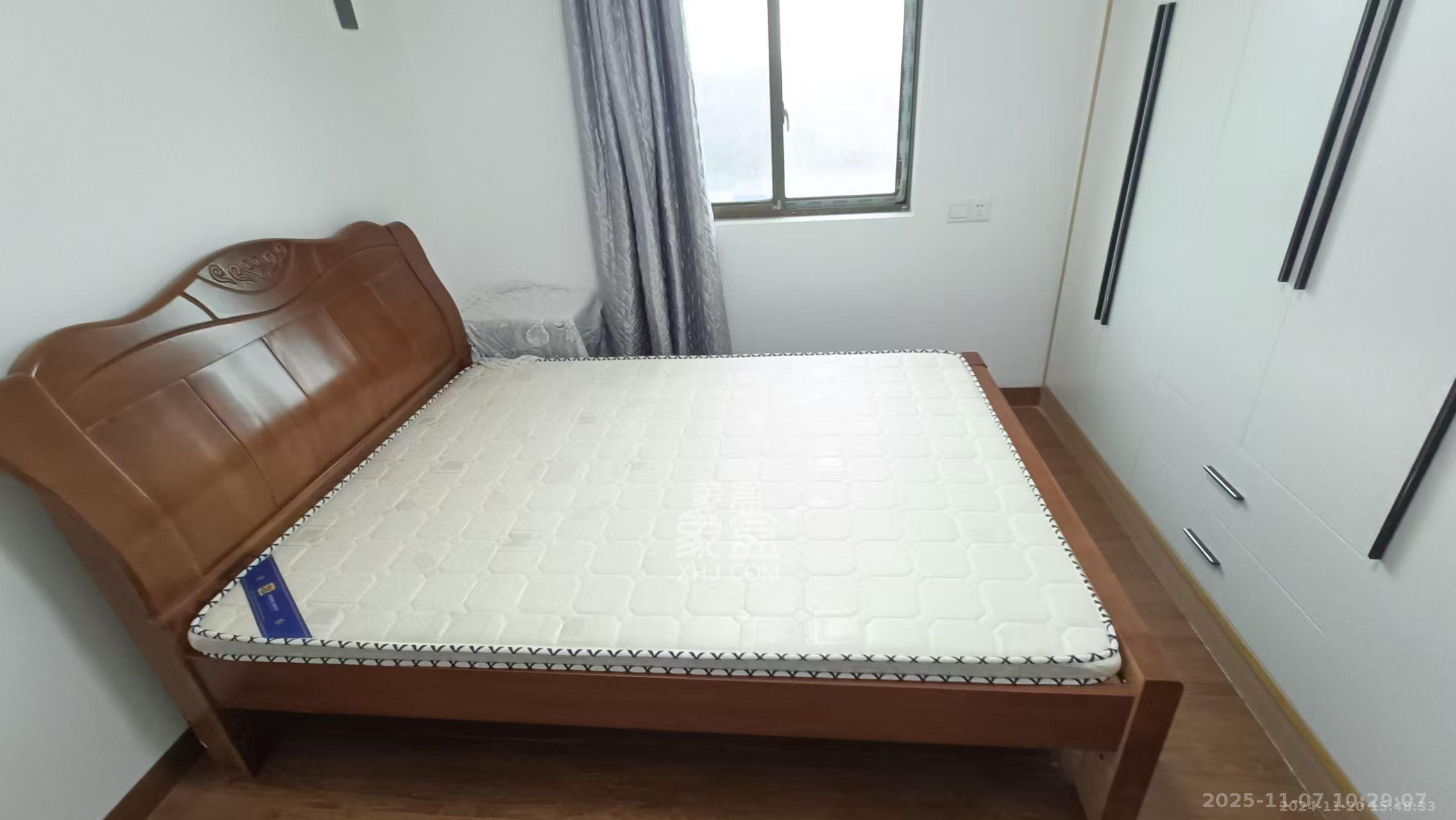 兴联创新小区  2室2厅1卫    1400.0元/月室内图