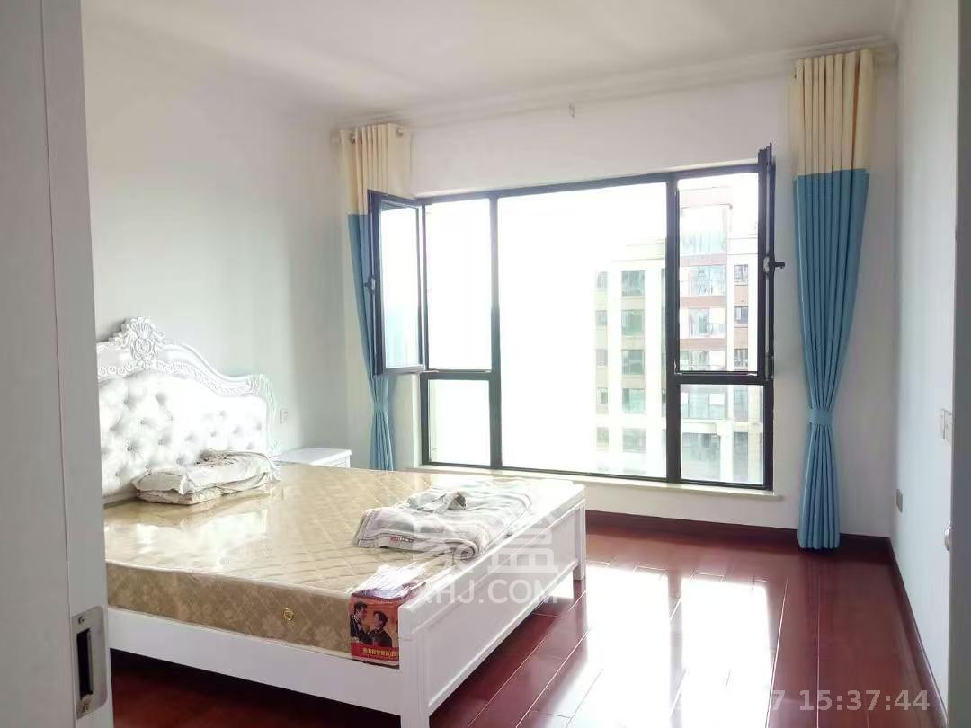 晟通牡丹舸  3室2厅2卫    4000.0元/月室内图