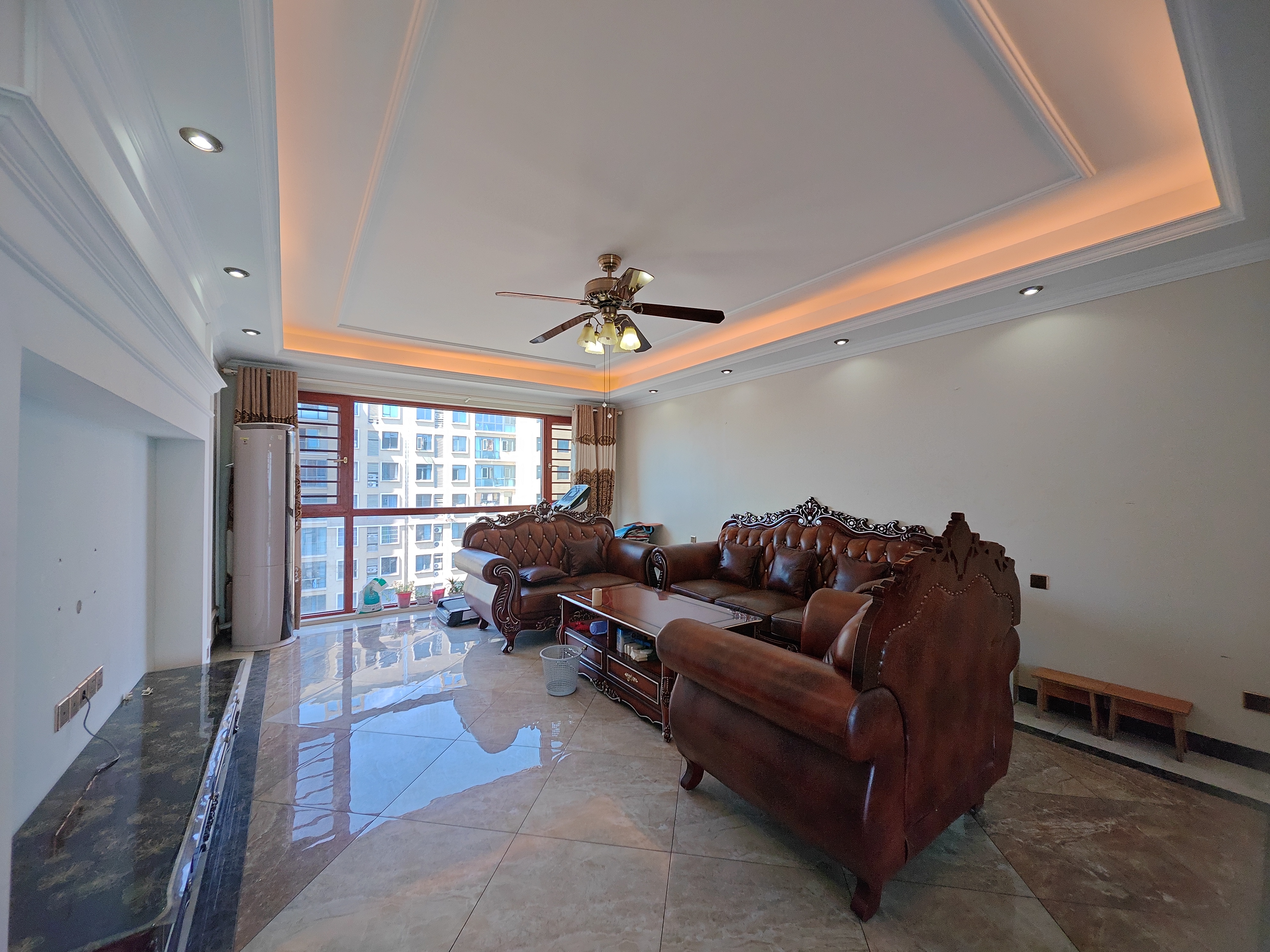 长湖峰境 4室2厅2卫 2800.0元/月 长湖峰境 4室2厅2卫 2800.0元/月室内图