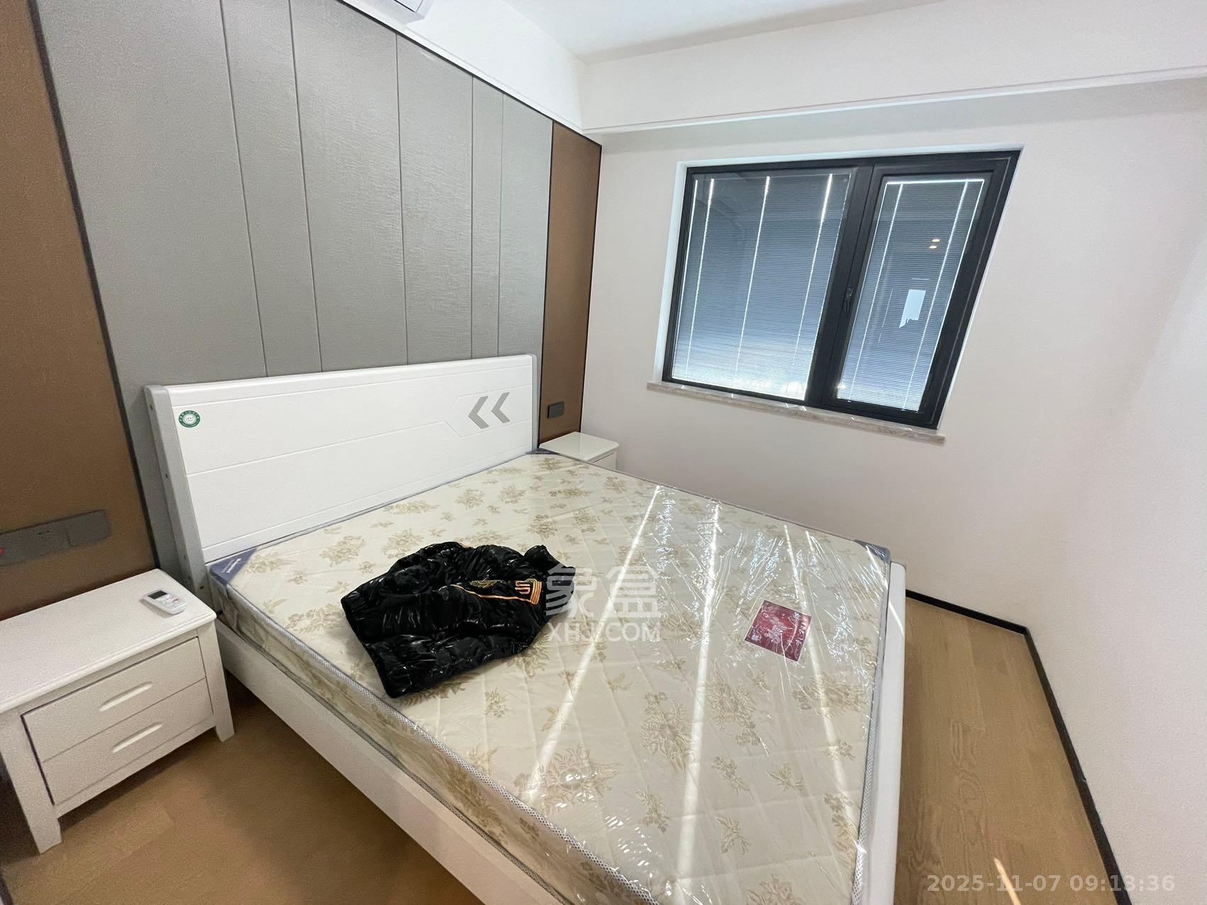 万科魅力之城天阔里  3室2厅2卫    2800.0元/月室内图