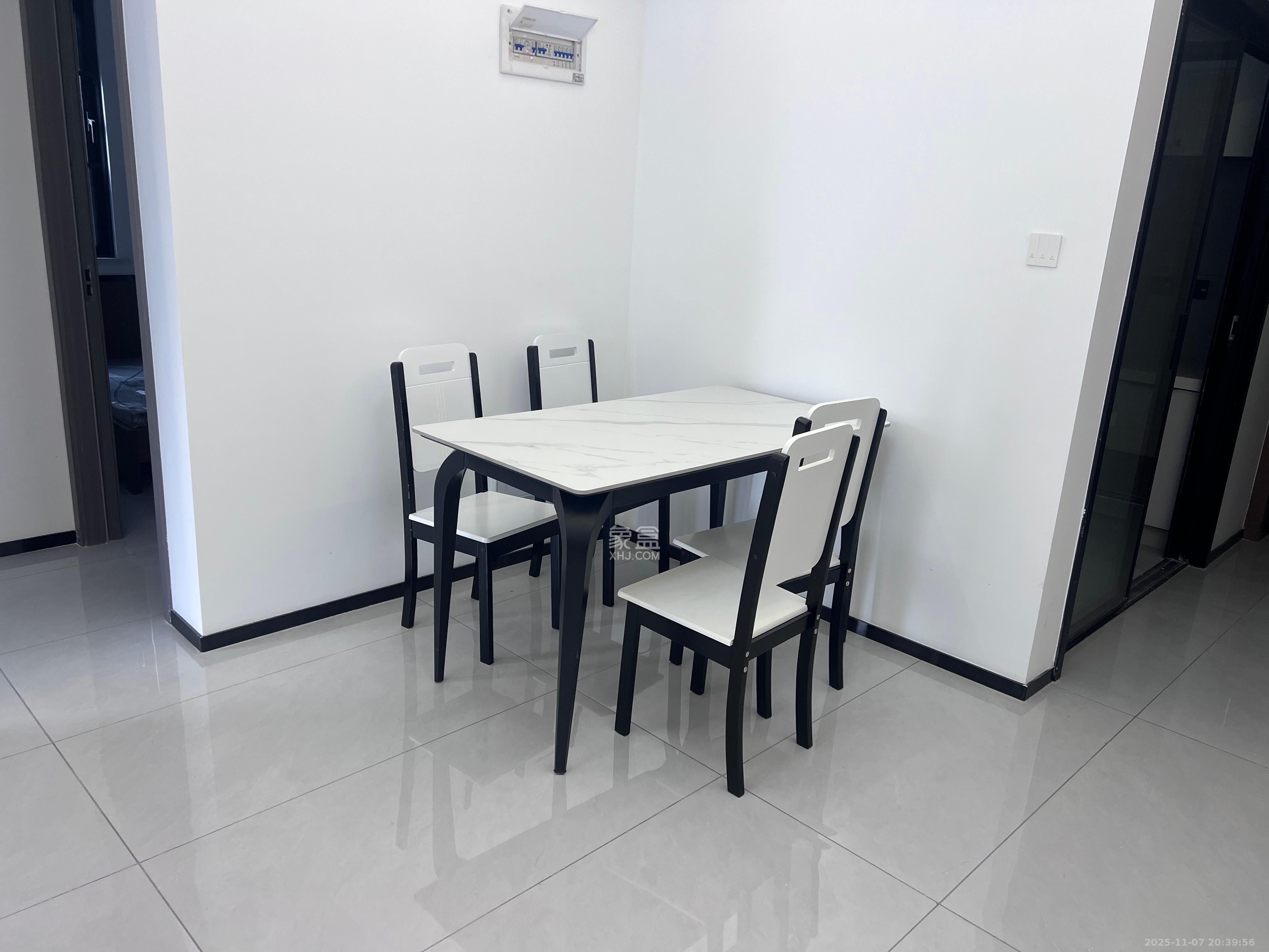 谷山景苑  2室2厅1卫    2000.0元/月室内图