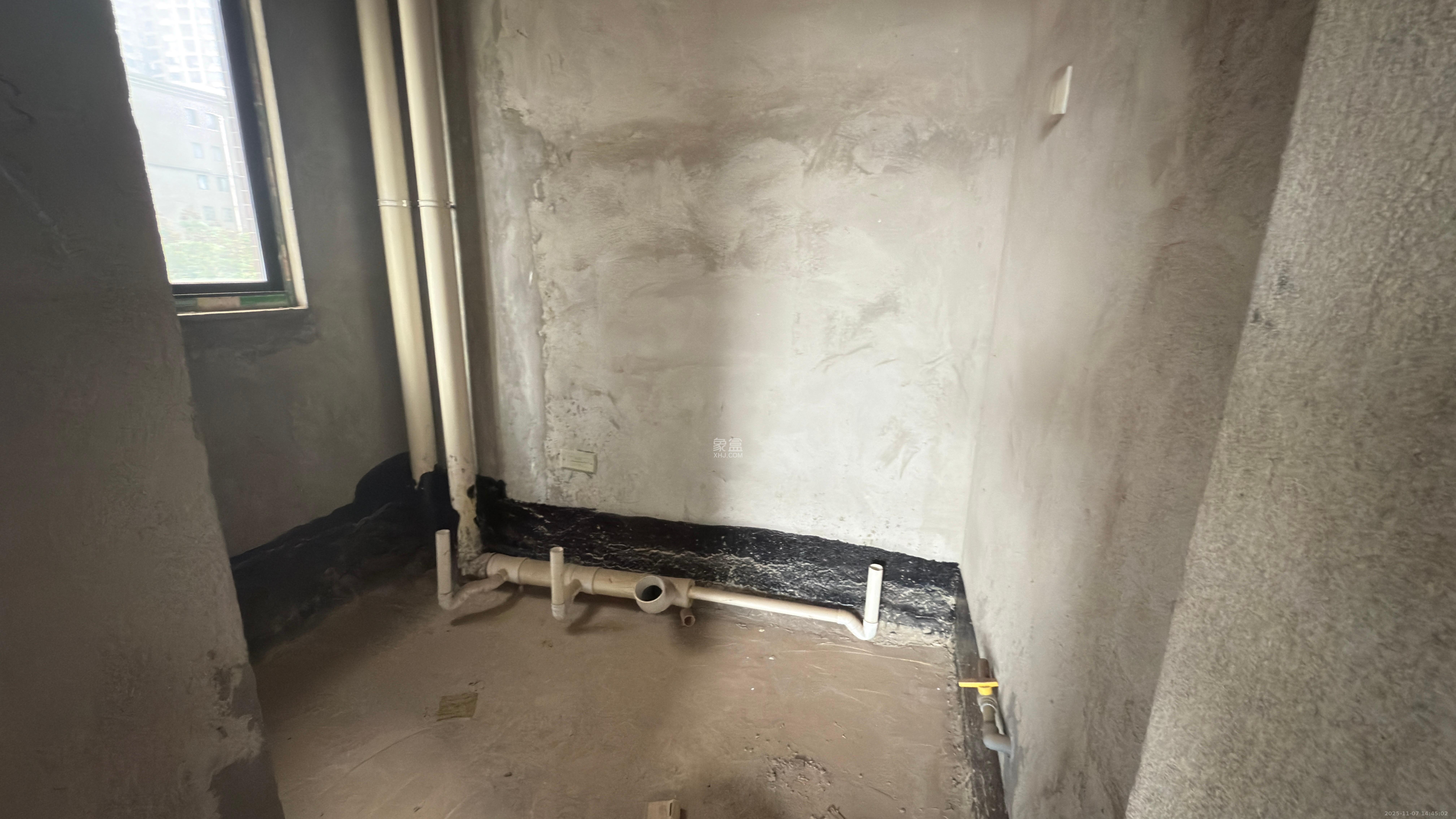 九华湘军源  1室0厅0卫    42.4万客厅