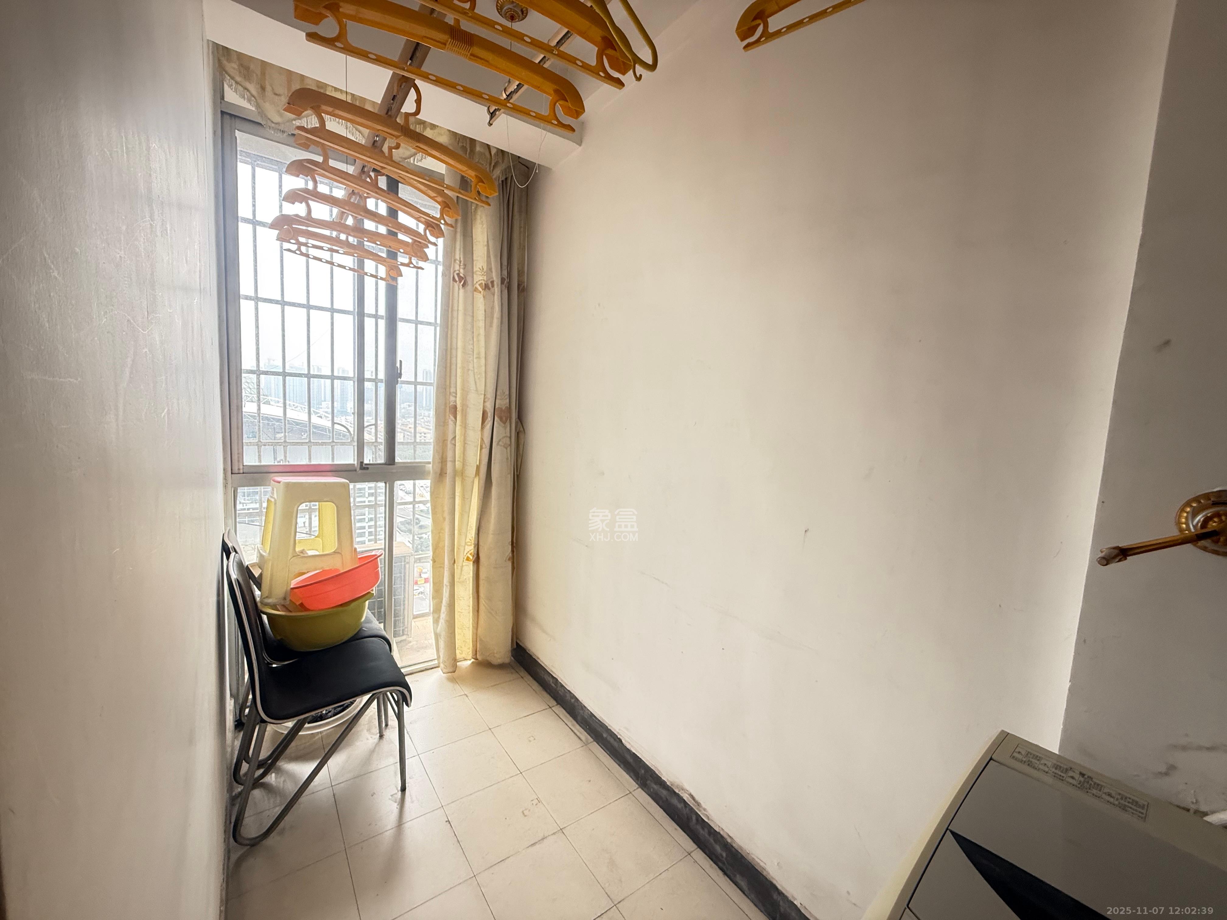 红区抽屉 2室1厅1卫 1600.0元/月 红区抽屉 2室1厅1卫 1600.0元/月室内图