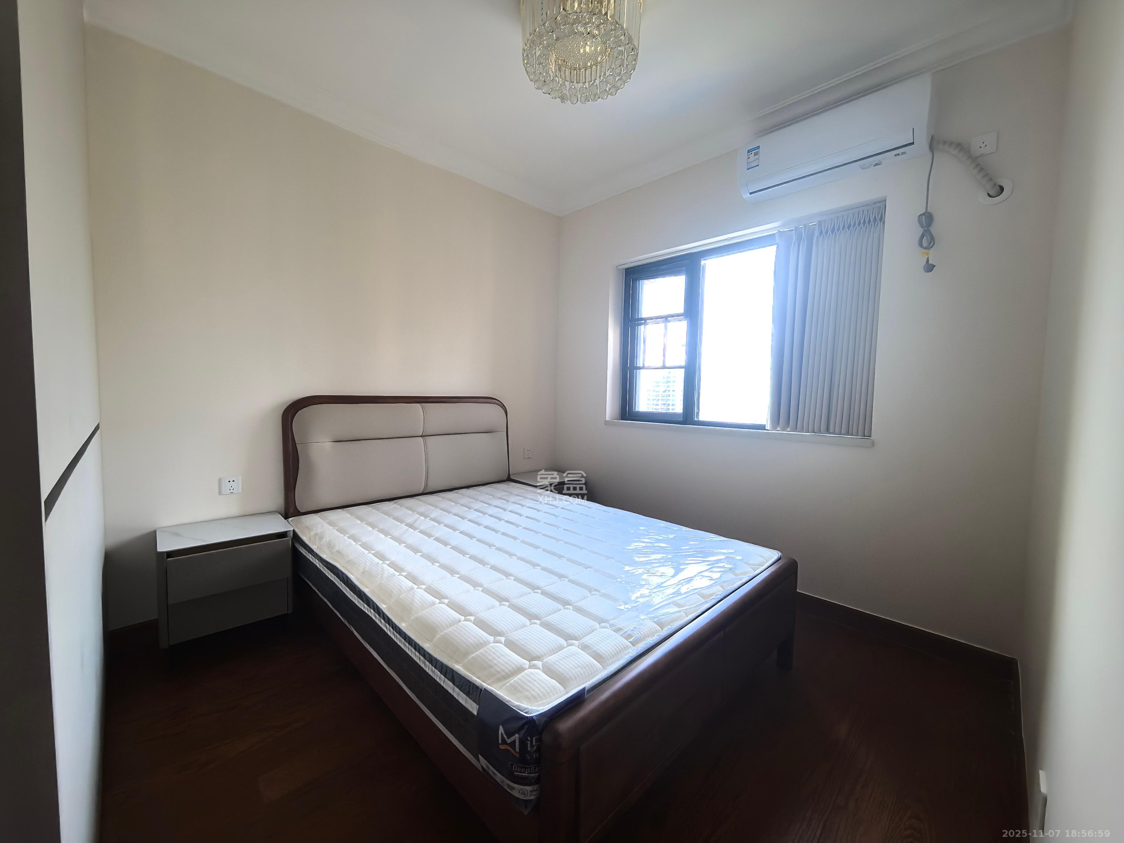 恒大雅苑 4室2厅2卫 4200.0元/月 恒大雅苑 4室2厅2卫 4200.0元/月室内图